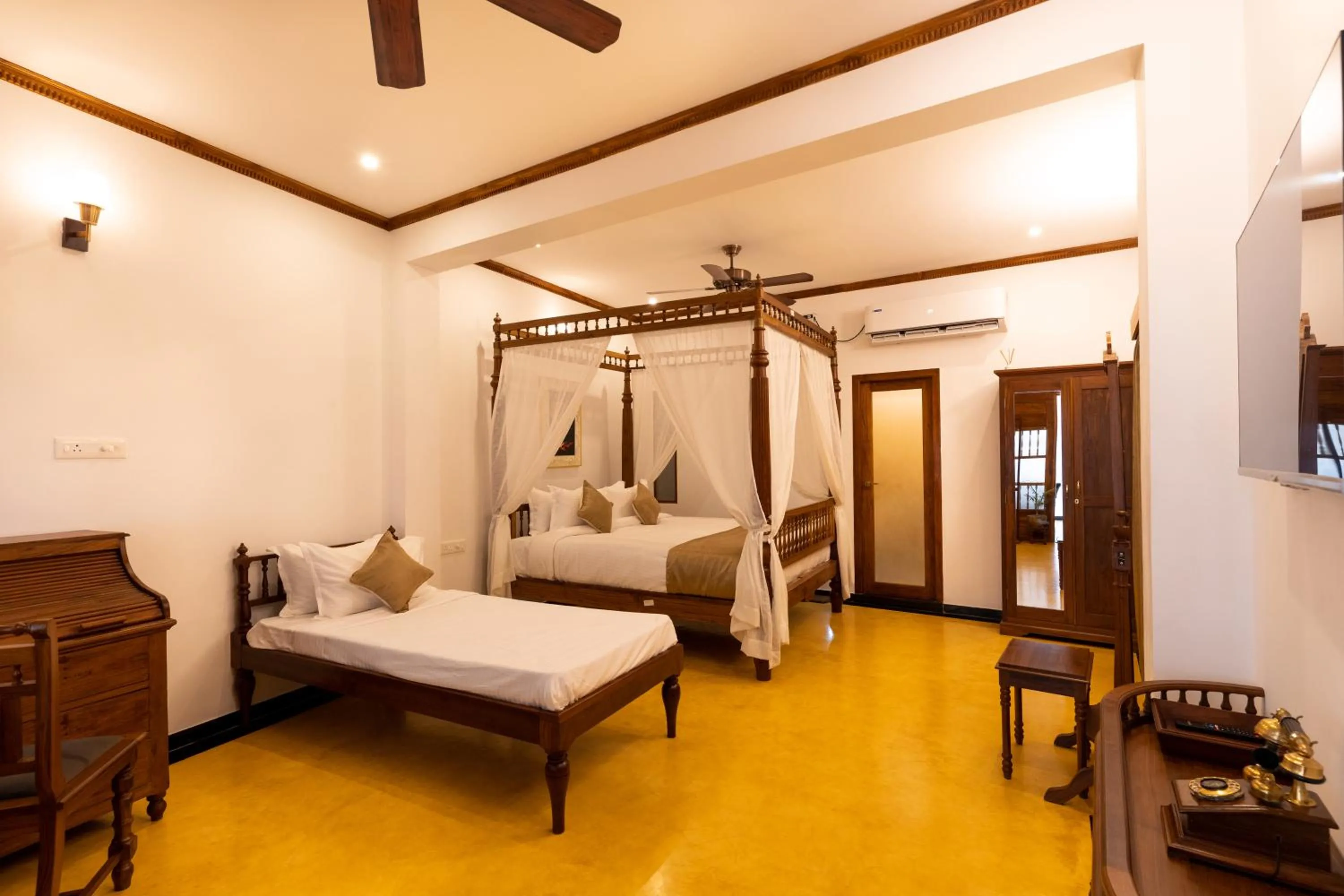 Bed in La Moon Puducherry