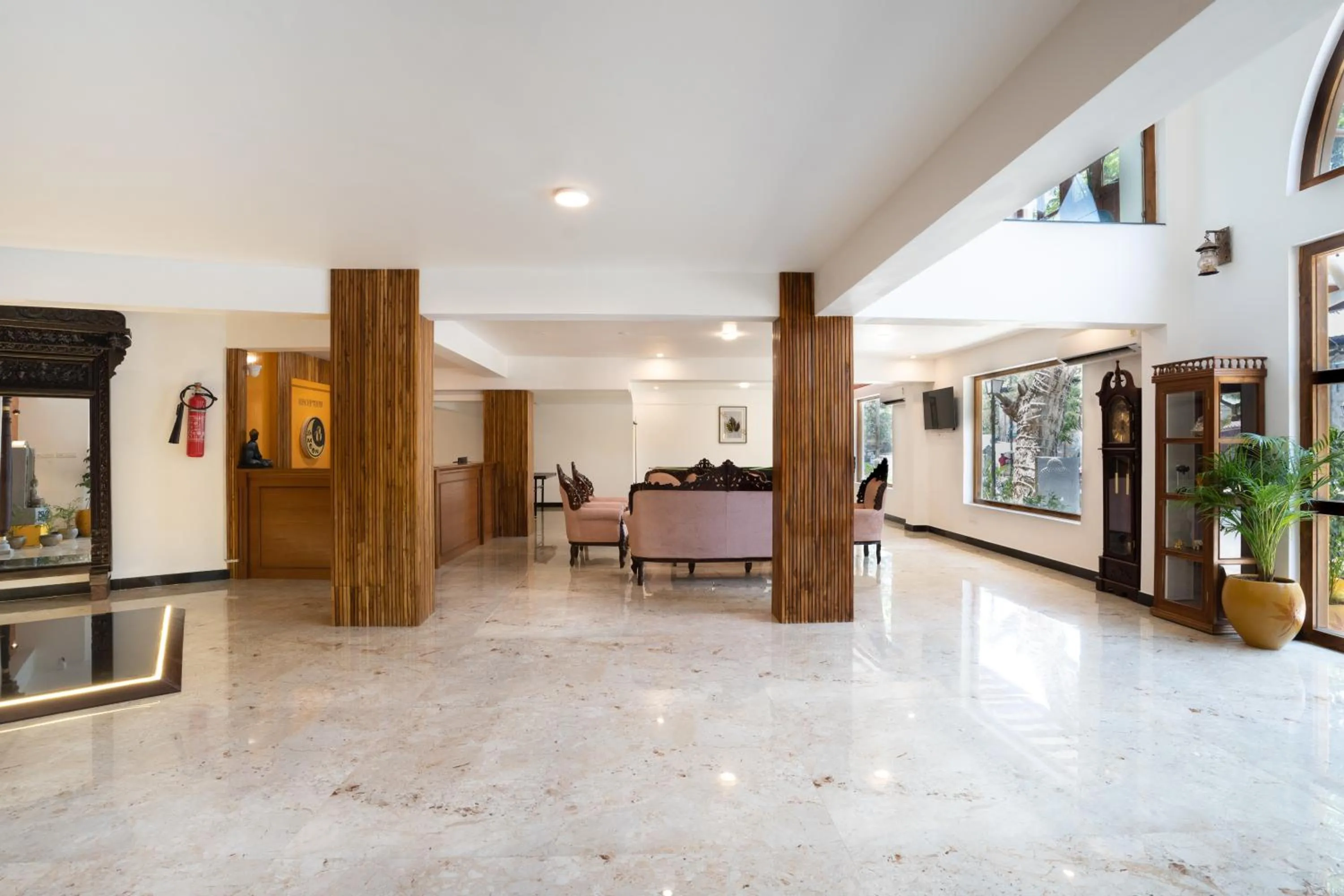 Lobby or reception in La Moon Puducherry