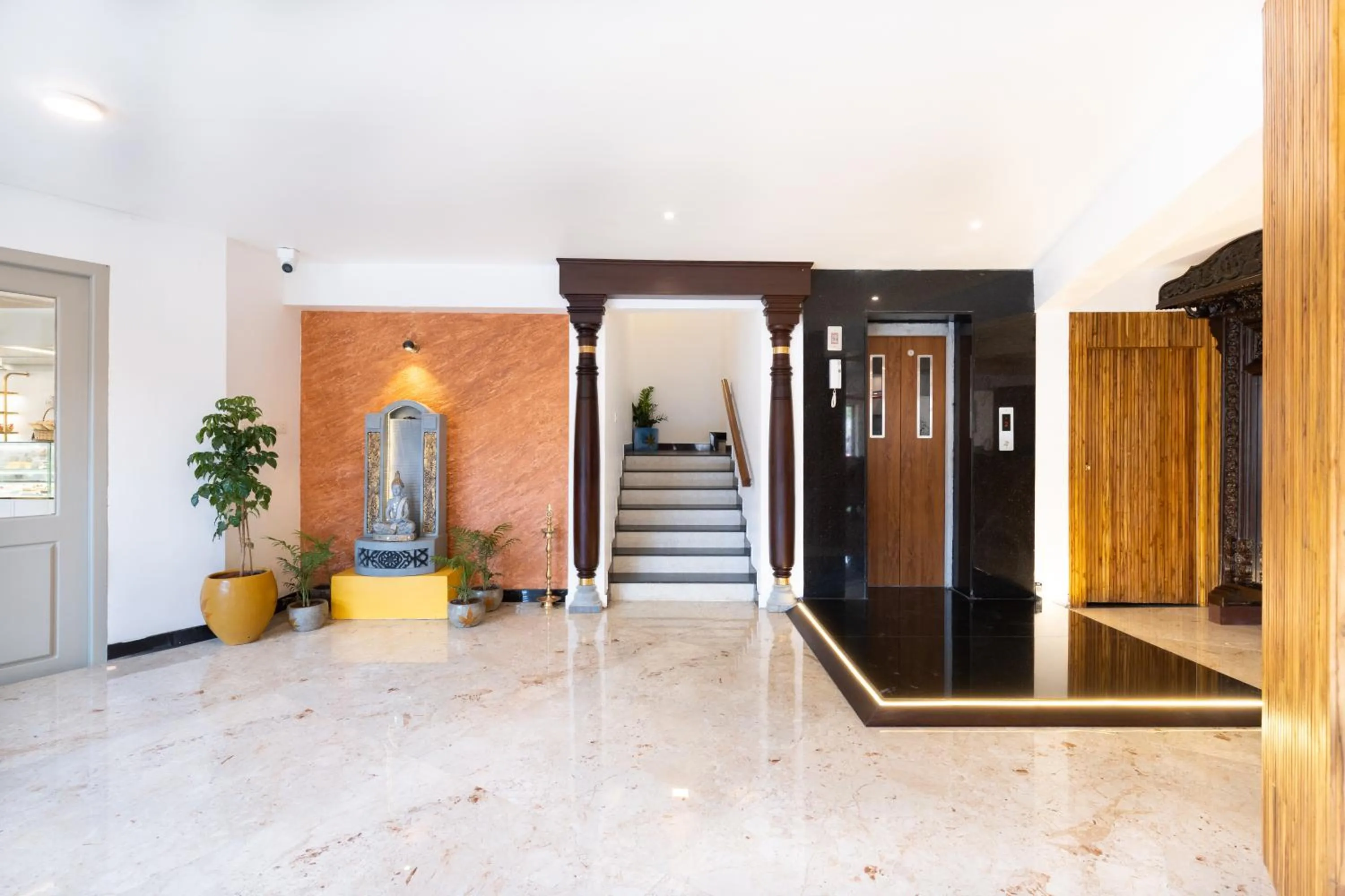 elevator in La Moon Puducherry