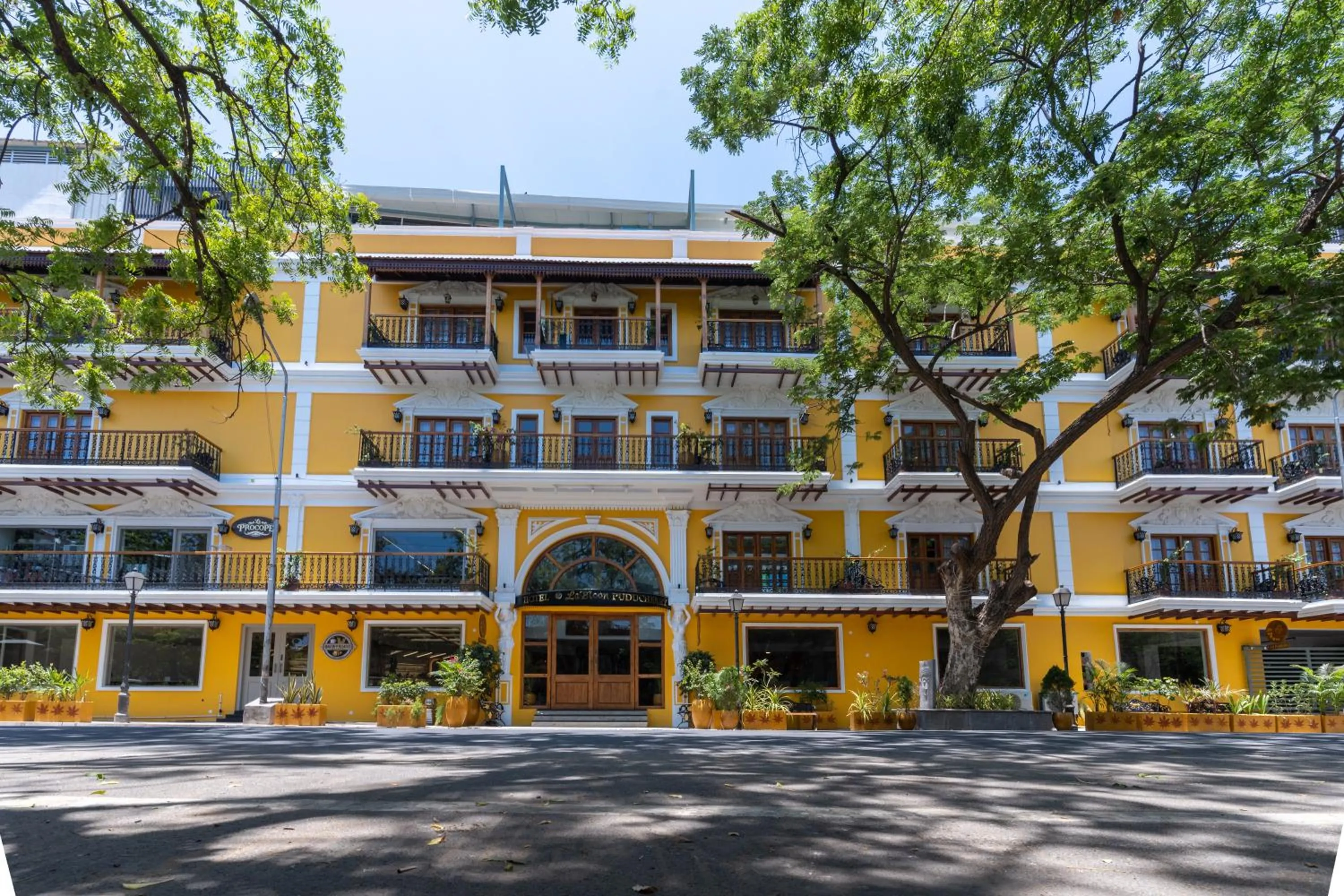 Property building in La Moon Puducherry