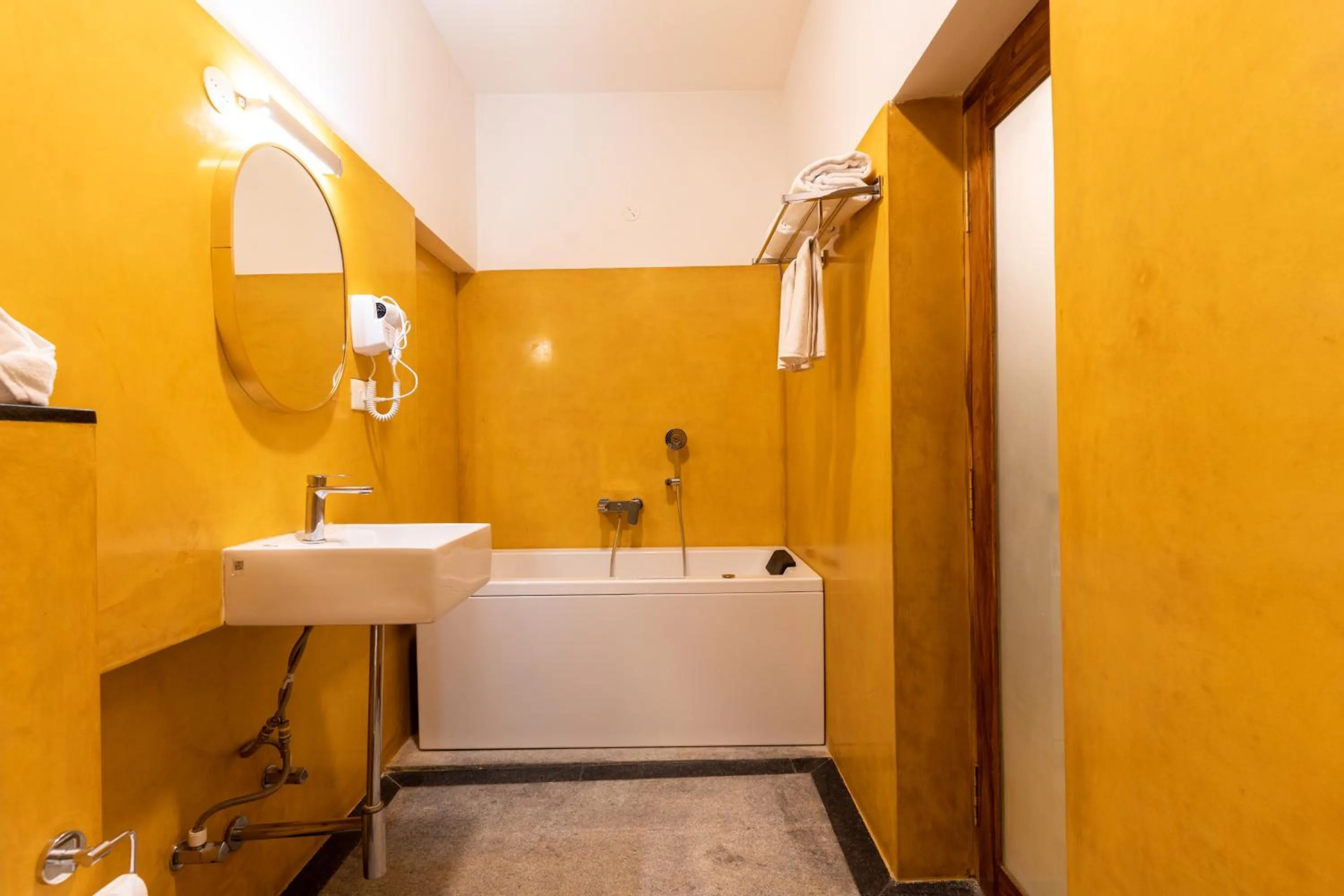 Bathroom in La Moon Puducherry