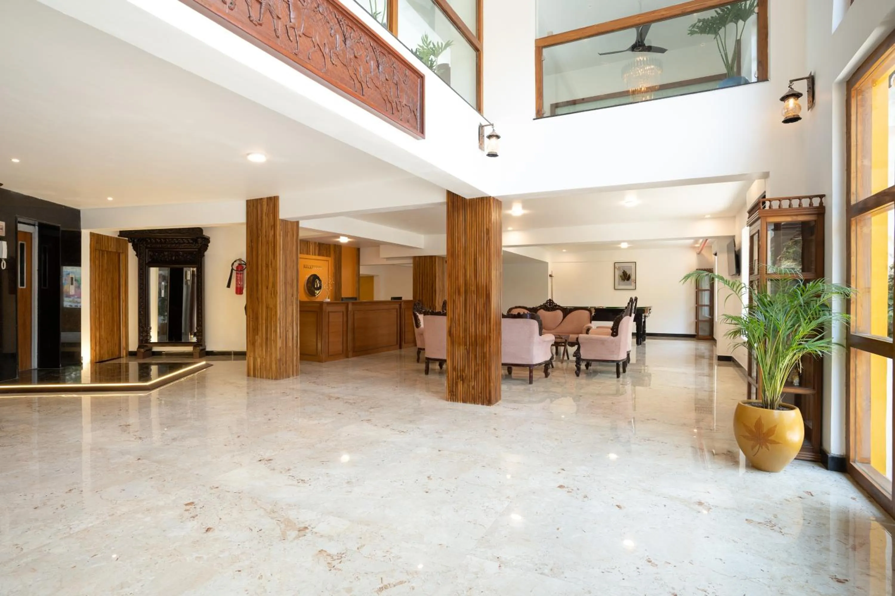 Lobby or reception in La Moon Puducherry