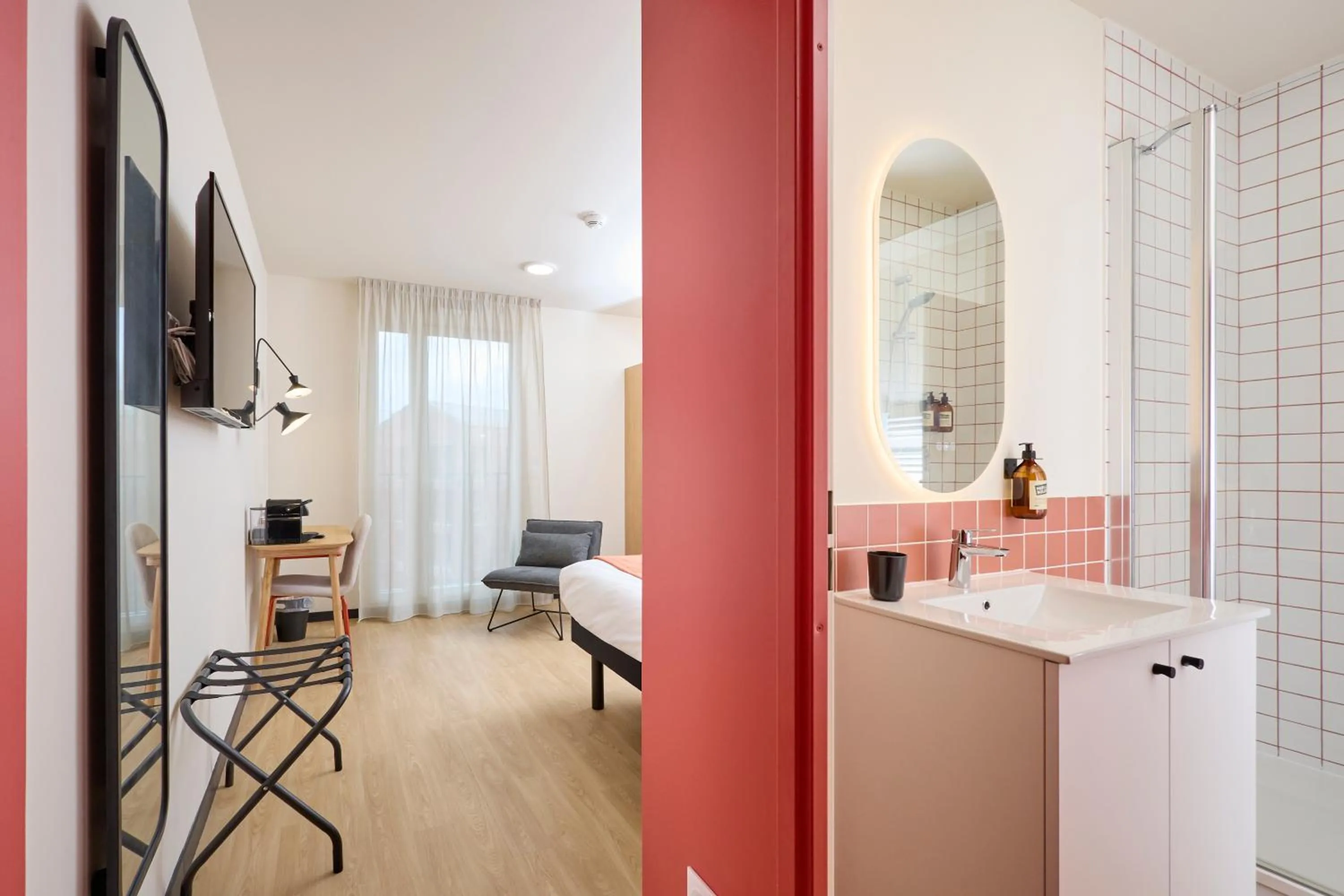 Bedroom in Hife Bordeaux