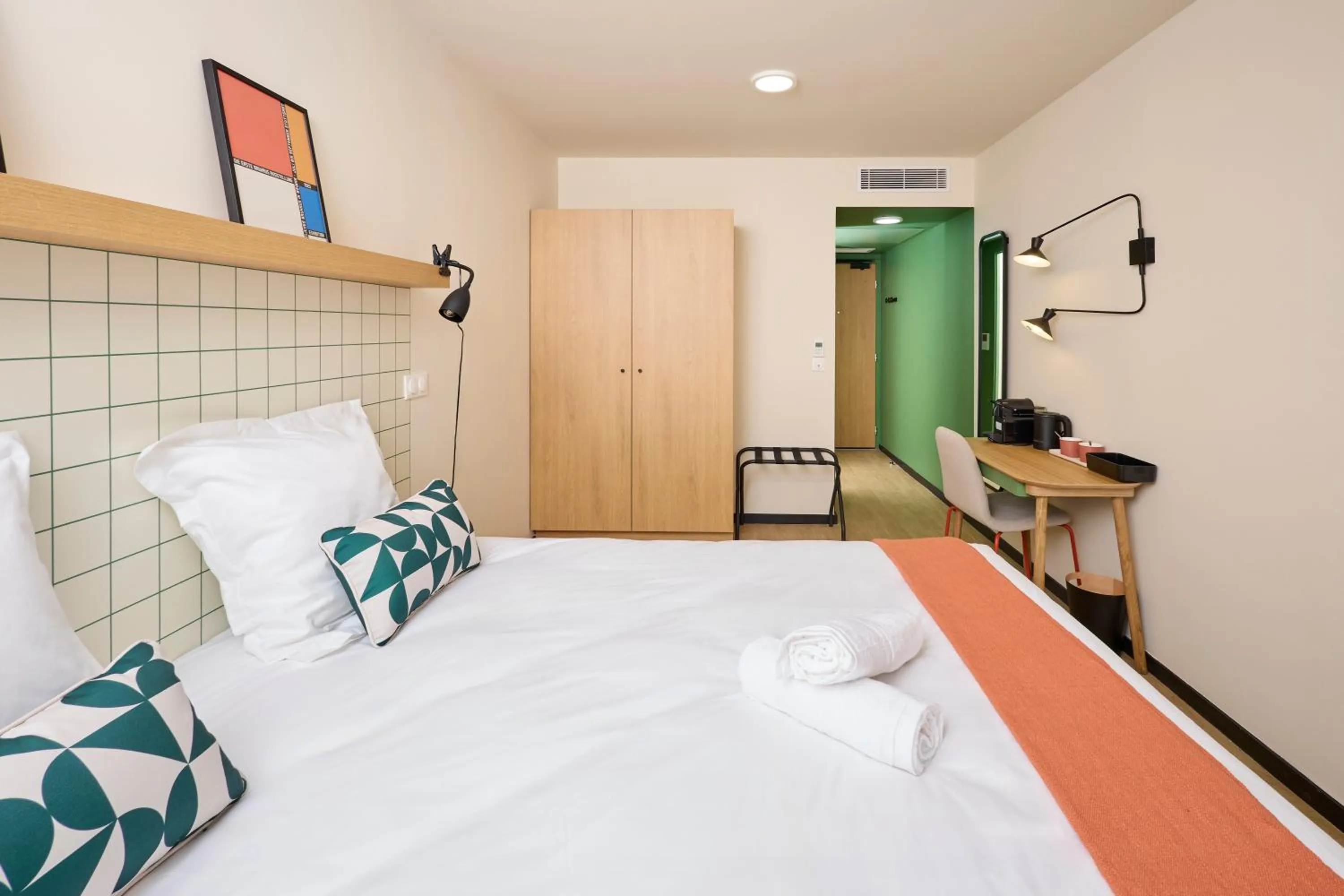 Bedroom, Bed in Hife Bordeaux