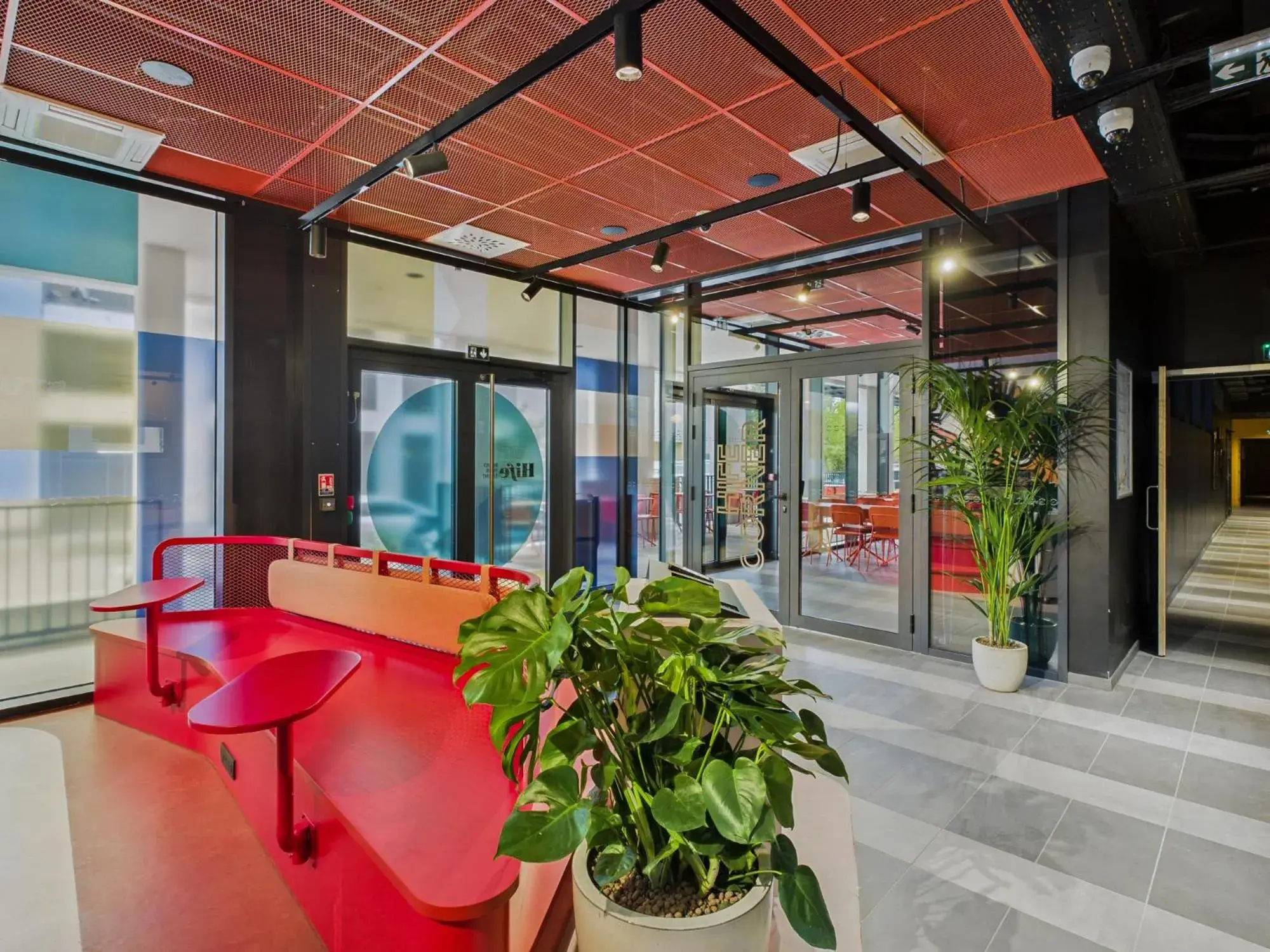 Lobby or reception in Hife Bordeaux Lobby or reception in Hife Bordeaux