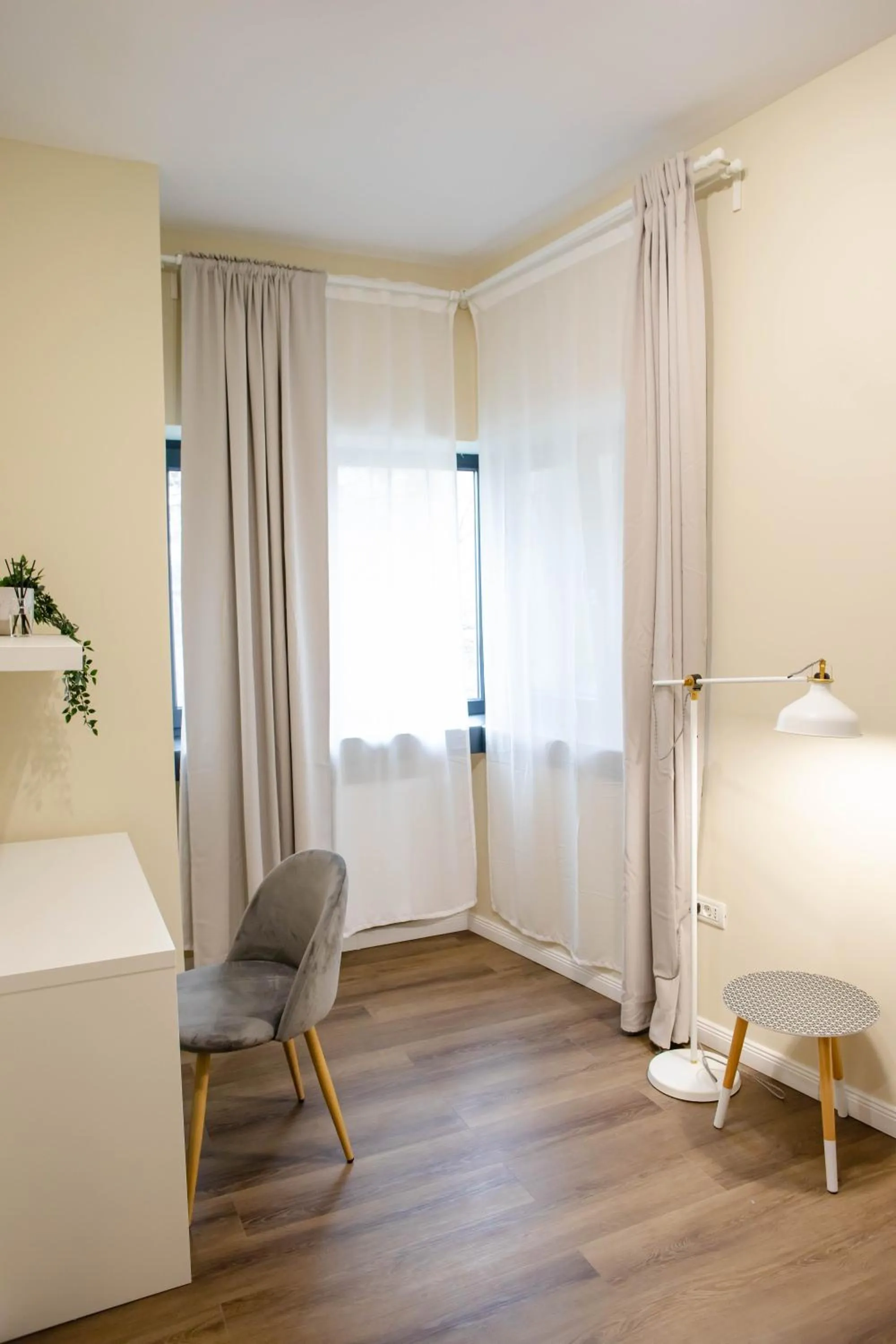 Bed in Little Bucharest downtown apartments Romana