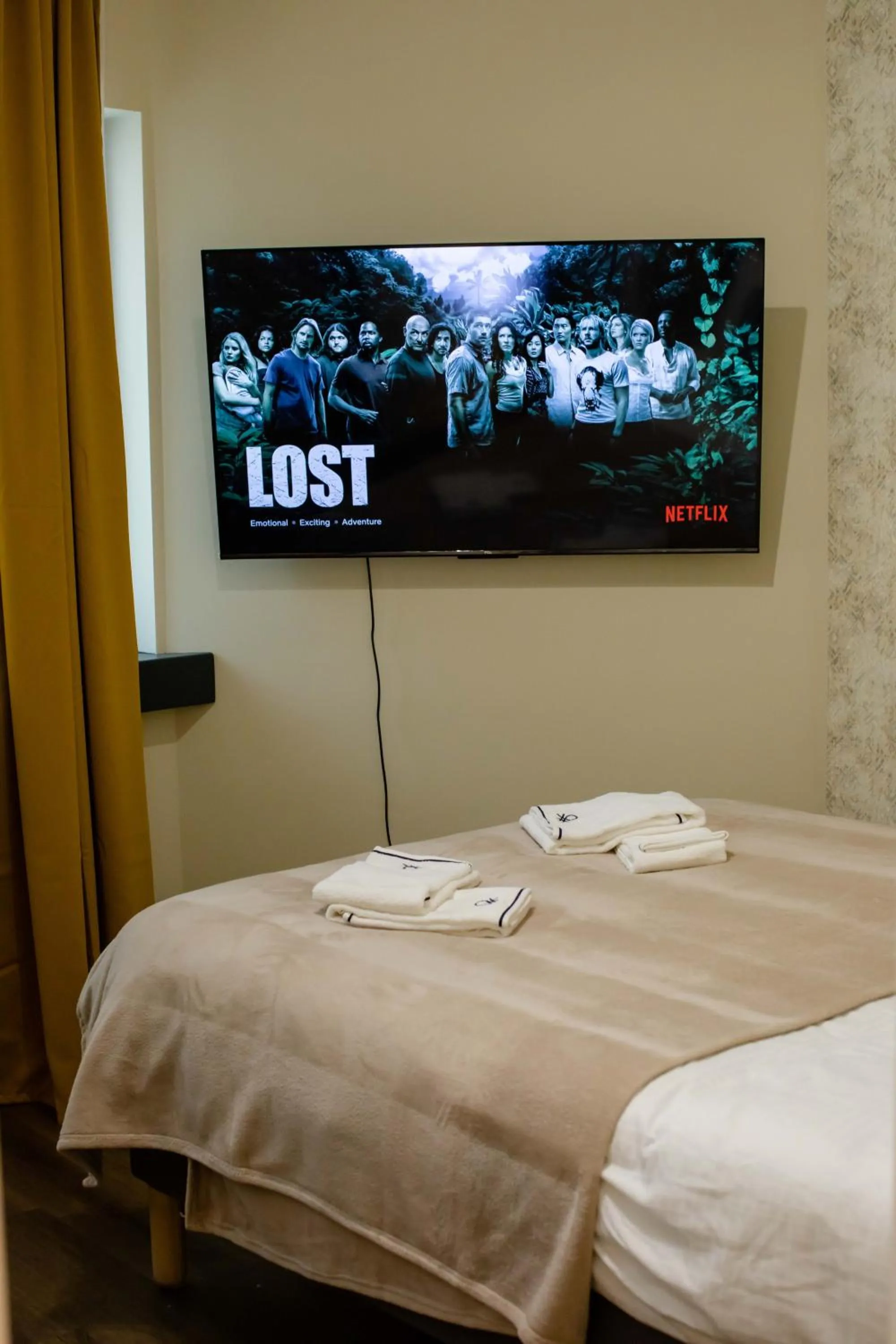 Bed in Little Bucharest downtown apartments Romana