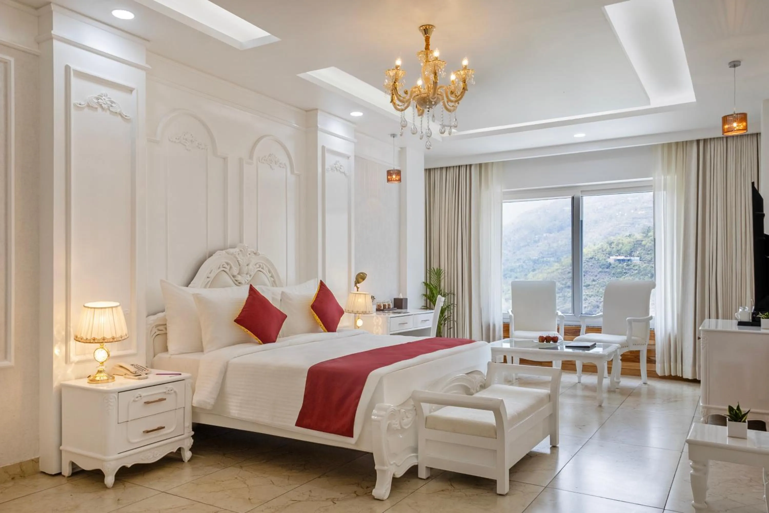 Photo of the whole room, Bed in Sterling Kastoori Rudraprayag