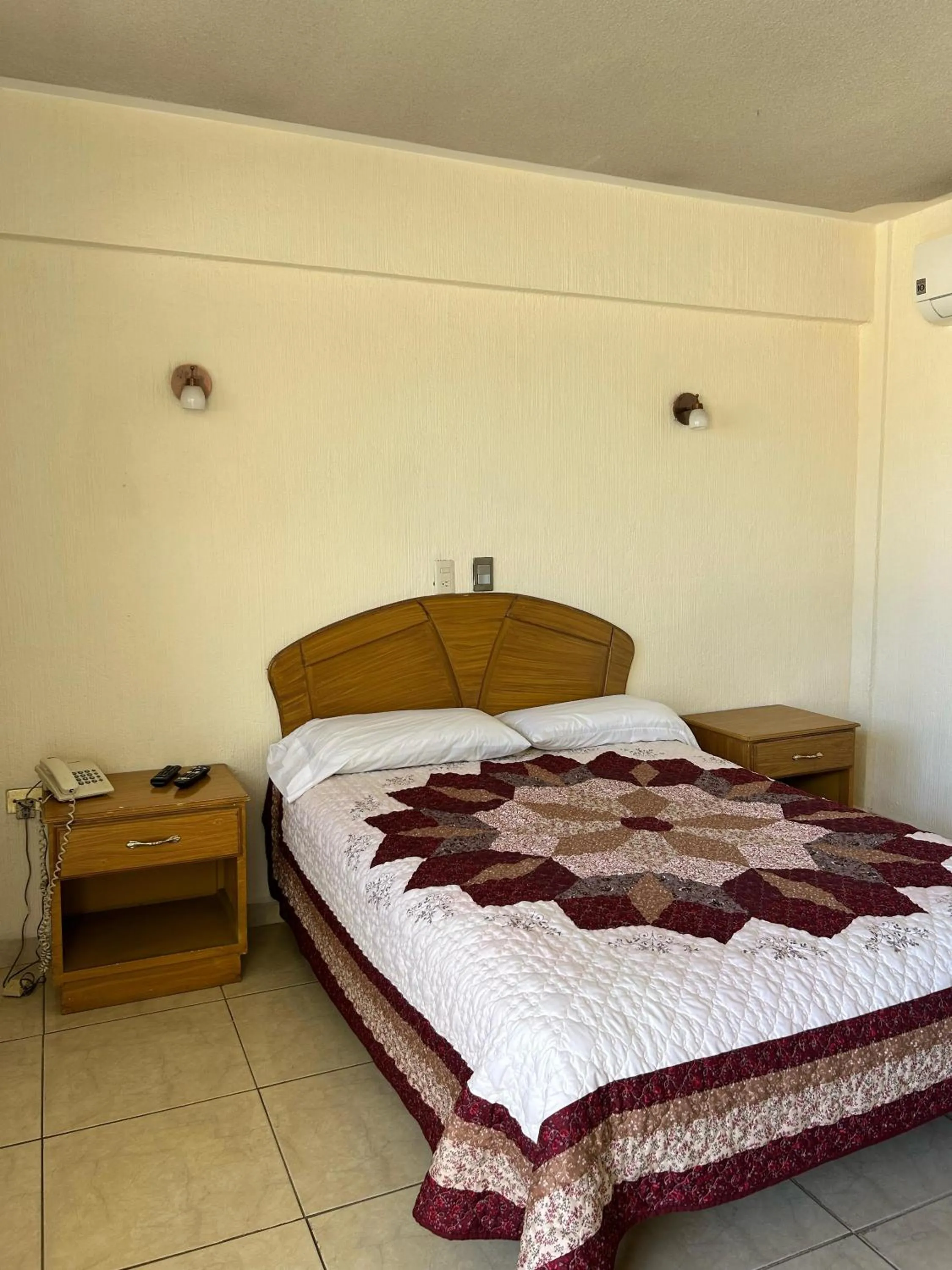 Bed in Hotel Posada del Yaqui