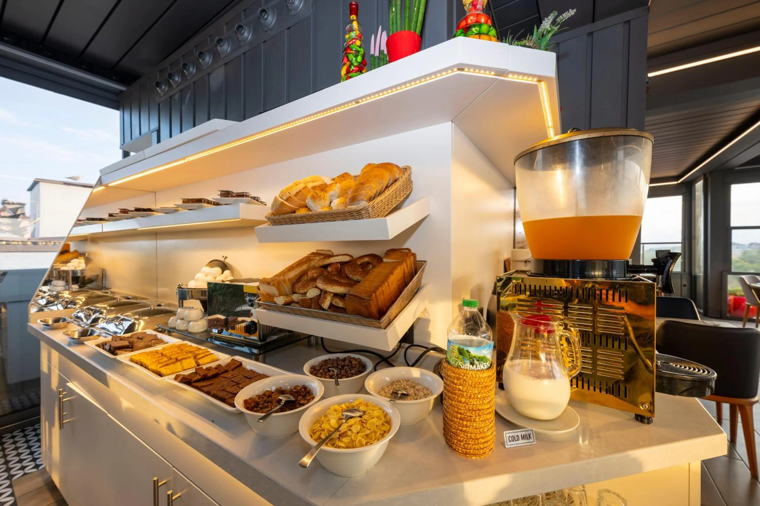 Breakfast in Arden City Hotel-Special Category