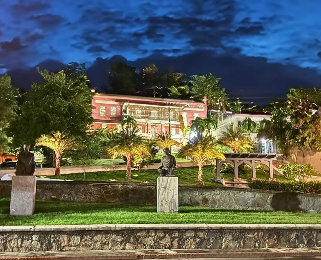 Property building in Hotel 1829