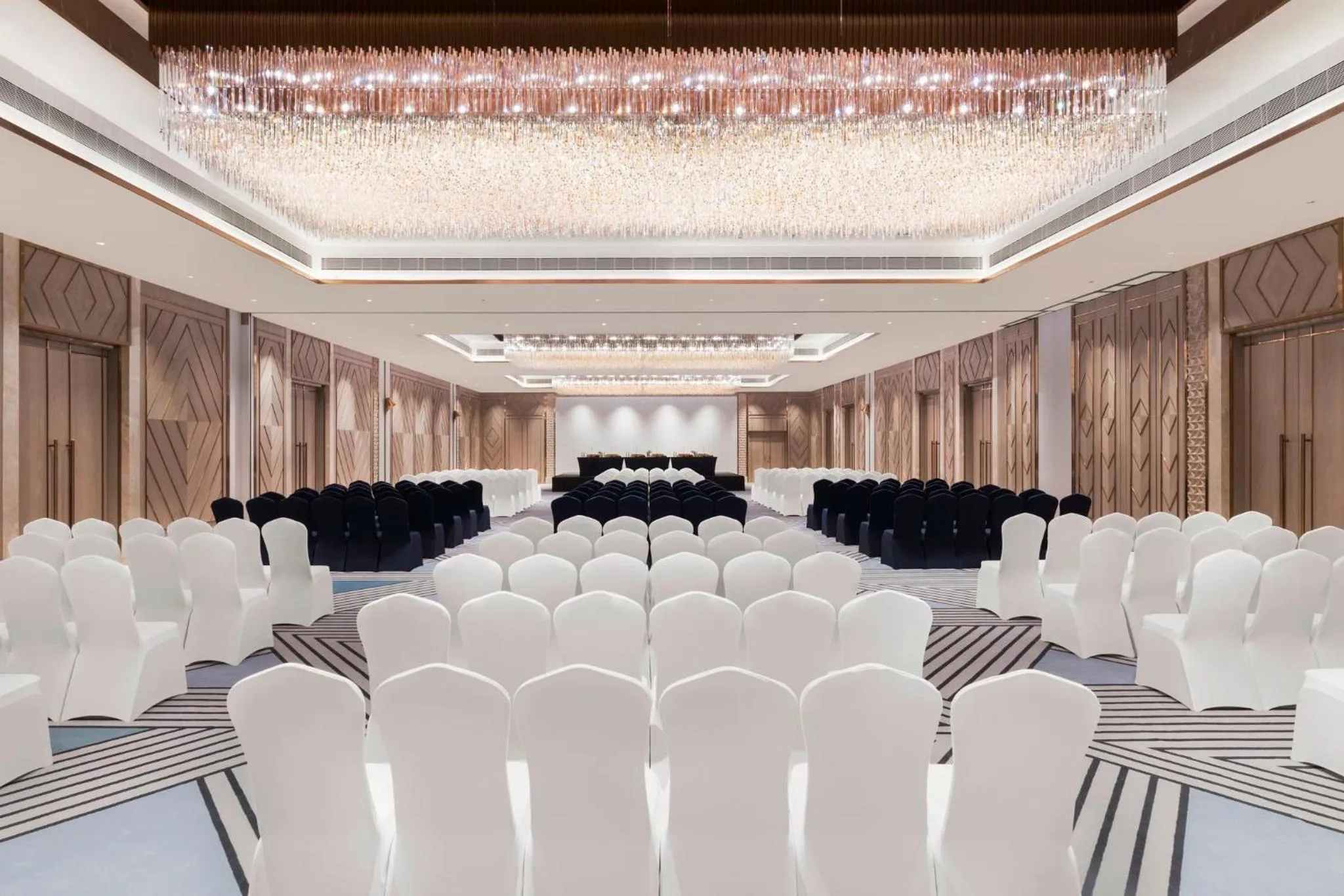 Banquet/Function facilities in Crowne Plaza Lucknow by IHG