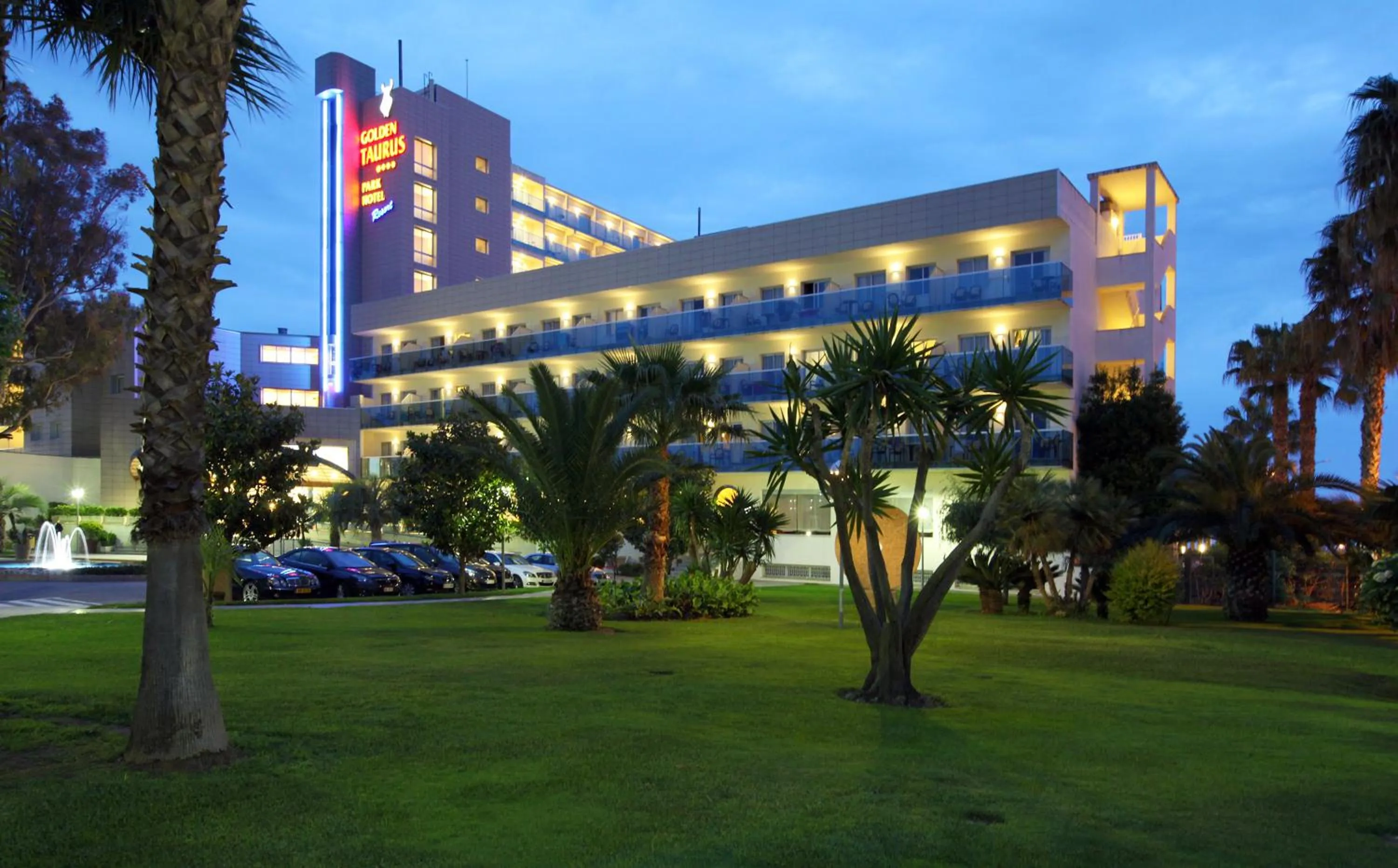 Facade/entrance in Golden Taurus Aquapark Resort