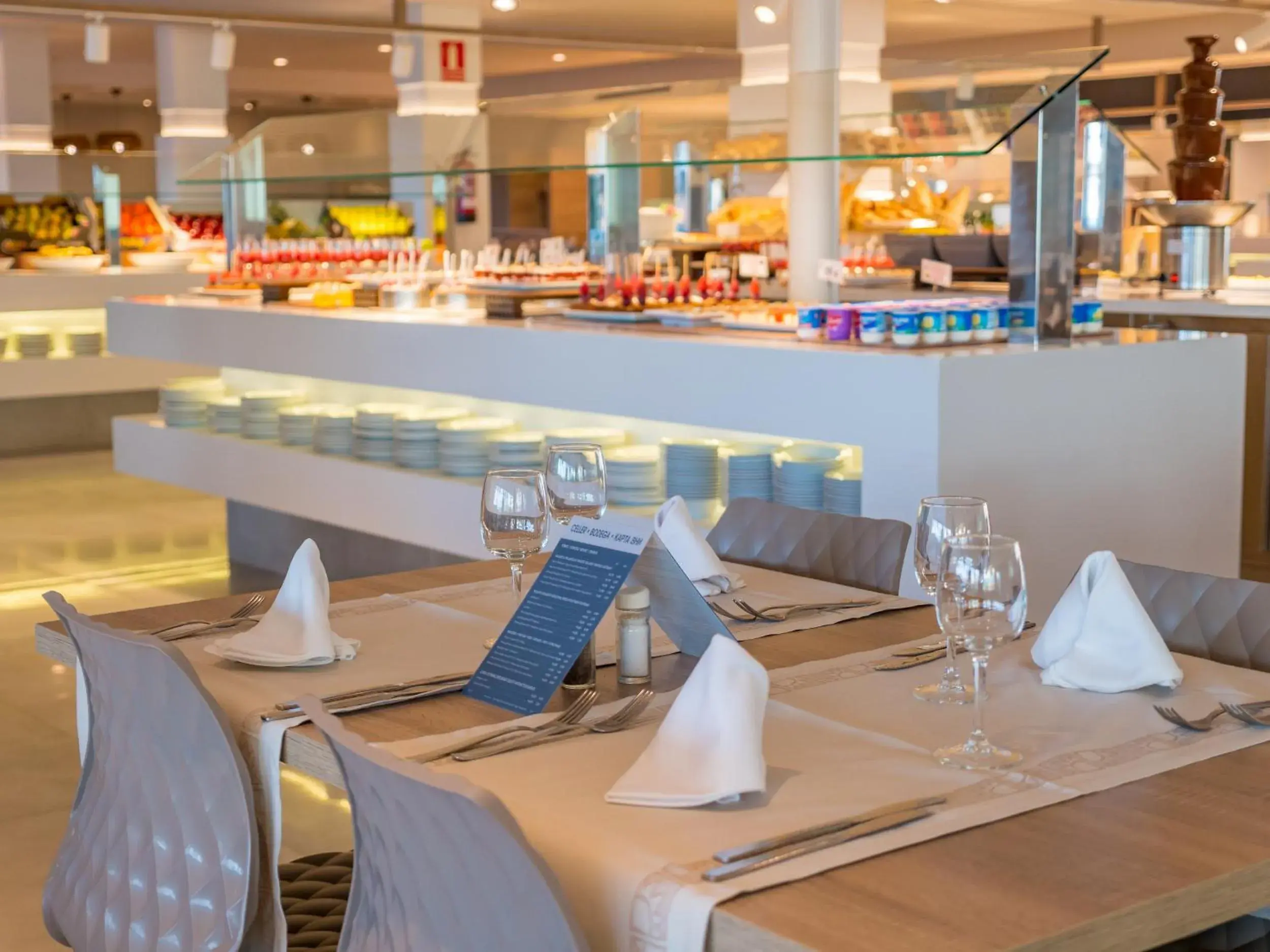 Restaurant/places to eat in Golden Taurus Aquapark Resort Restaurant/places to eat in Golden Taurus Aquapark Resort