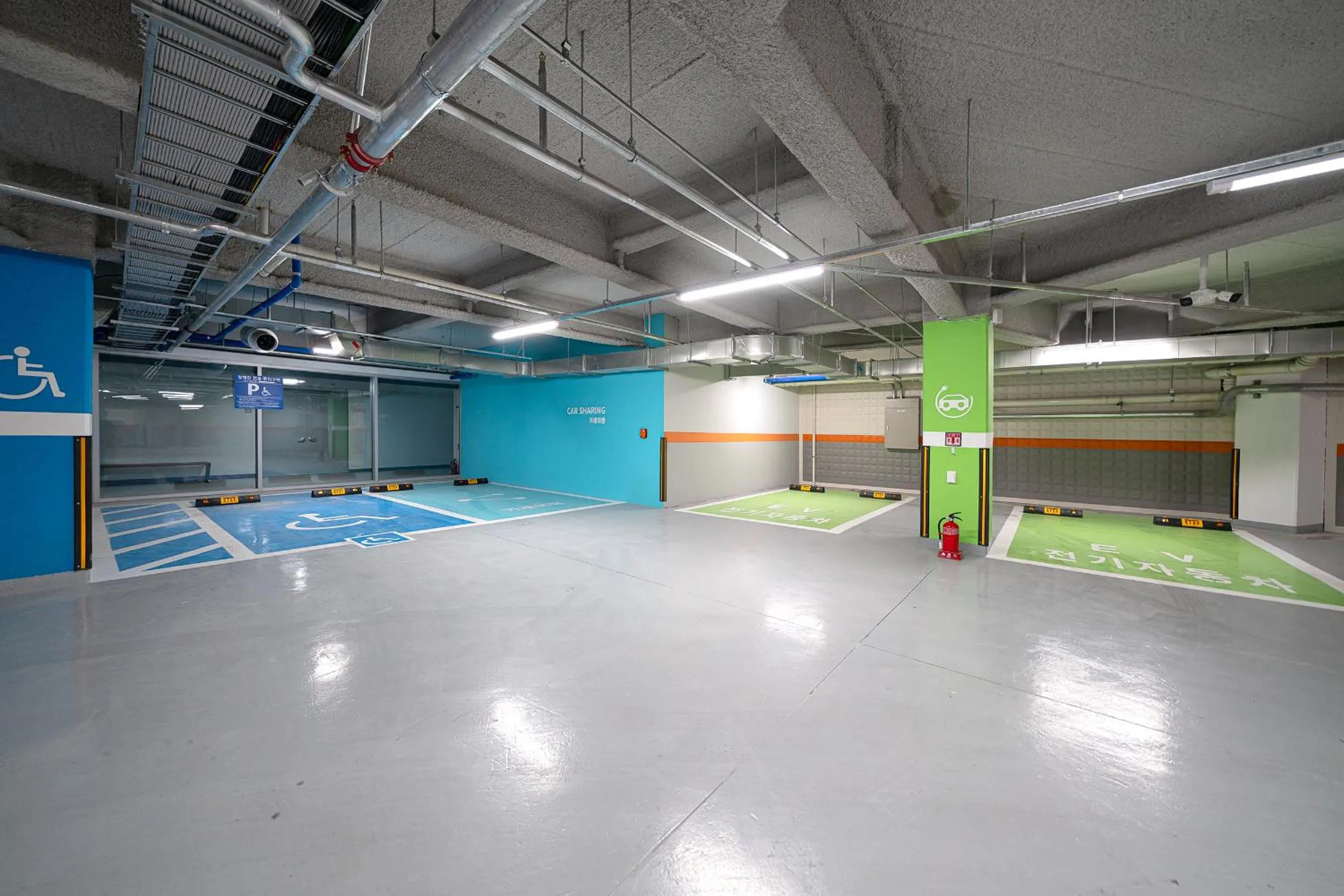 Parking in DIAMER Hotel Sokcho by AankStay