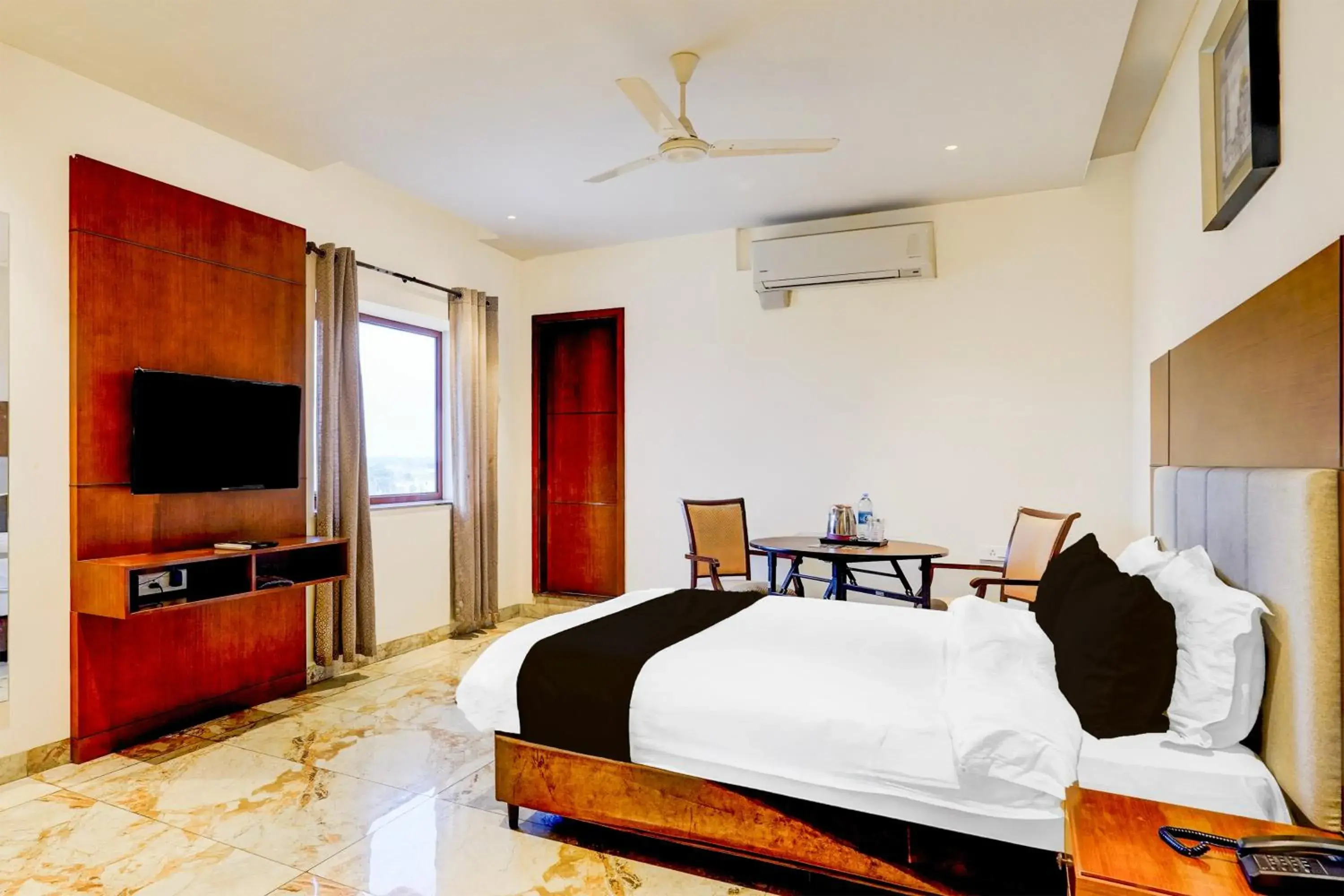 Townhouse JFN Comfort Hotel Townhouse JFN Comfort Hotel