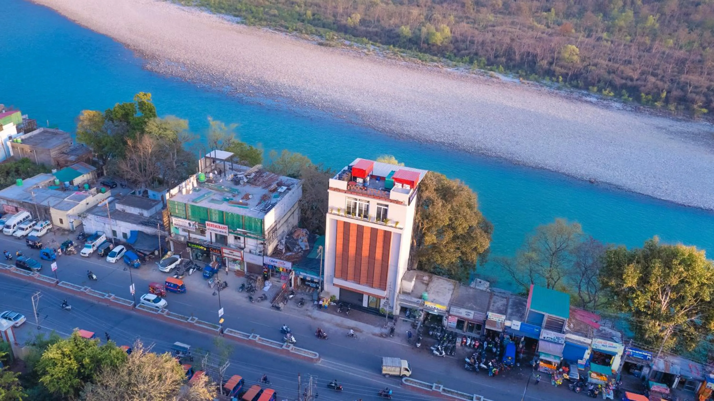 Hotel River Heaven by TNT Ventures