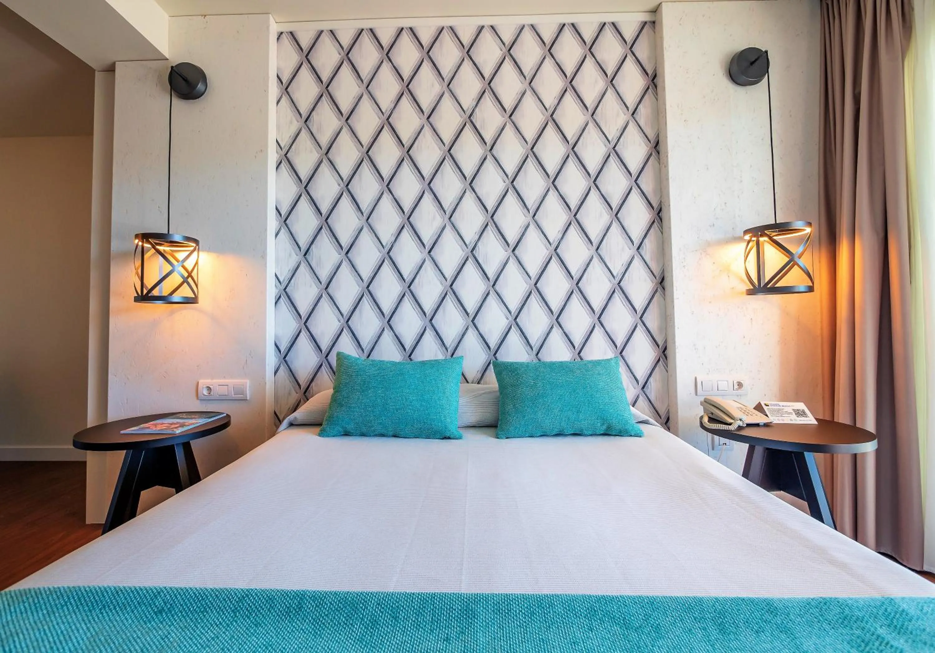 Decorative detail, Bed in Golden Donaire Beach