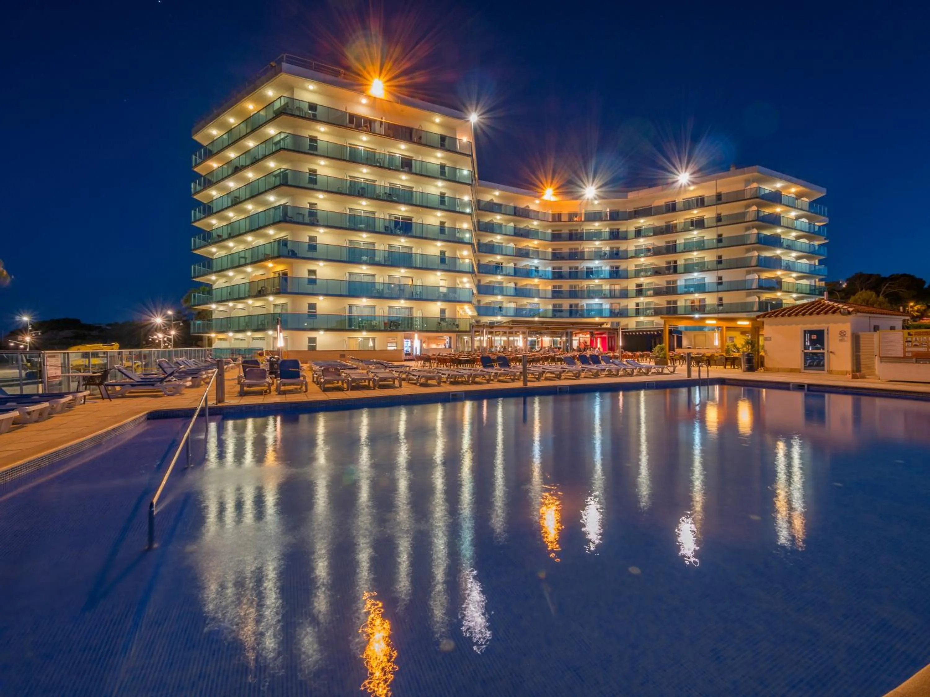 Swimming pool in Golden Donaire Beach