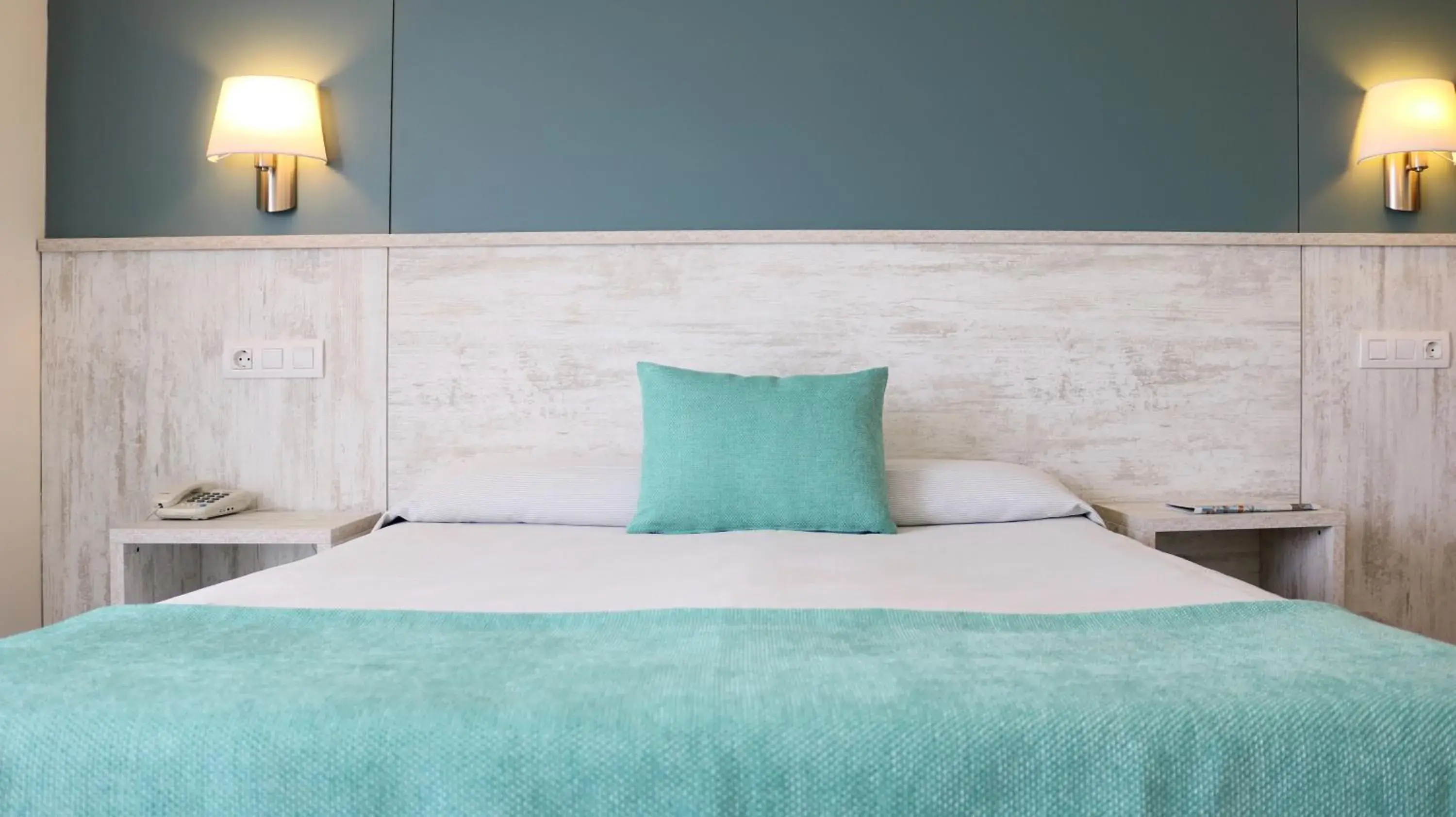 Bed in Golden Donaire Beach Bed in Golden Donaire Beach