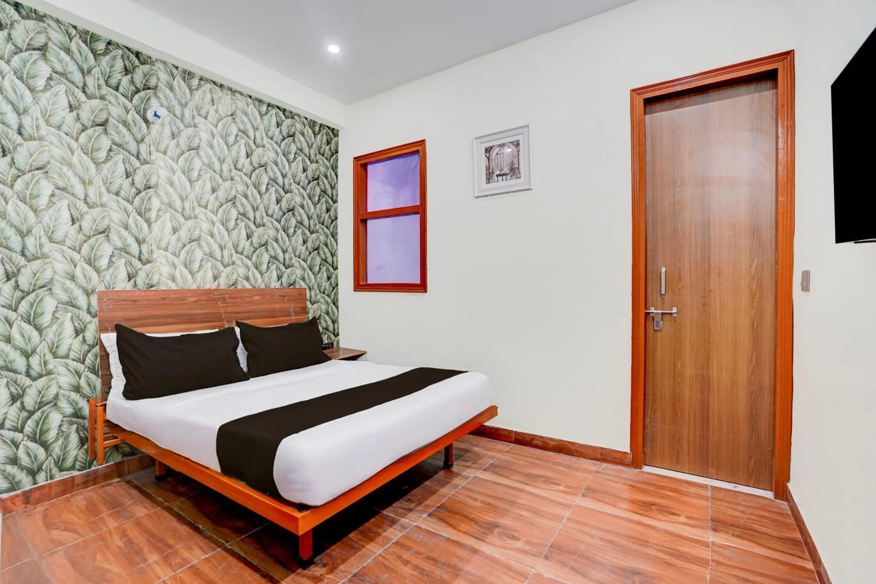 Bedroom in Super Hotel O Highway Residency