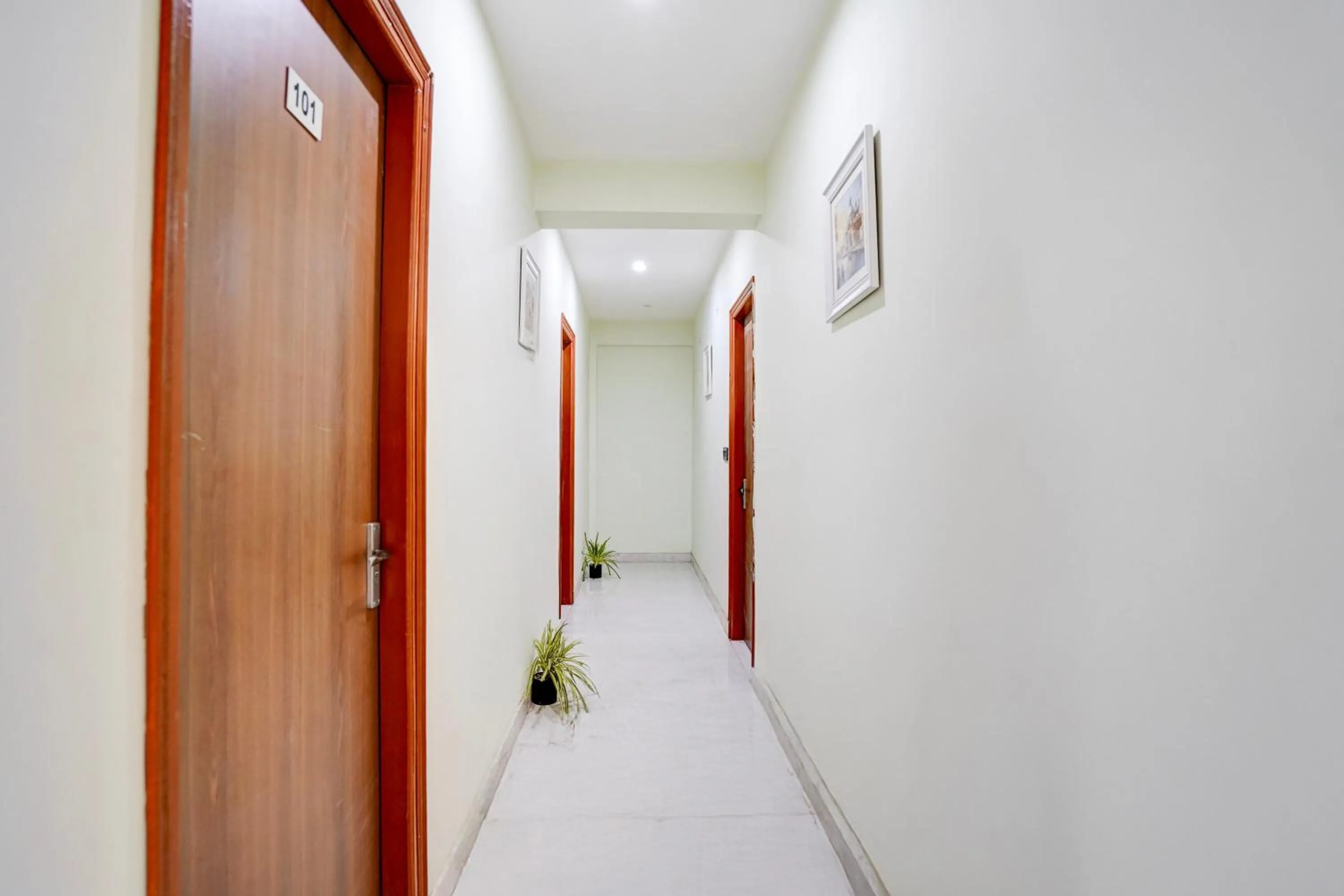Lobby or reception in Super Hotel O Highway Residency
