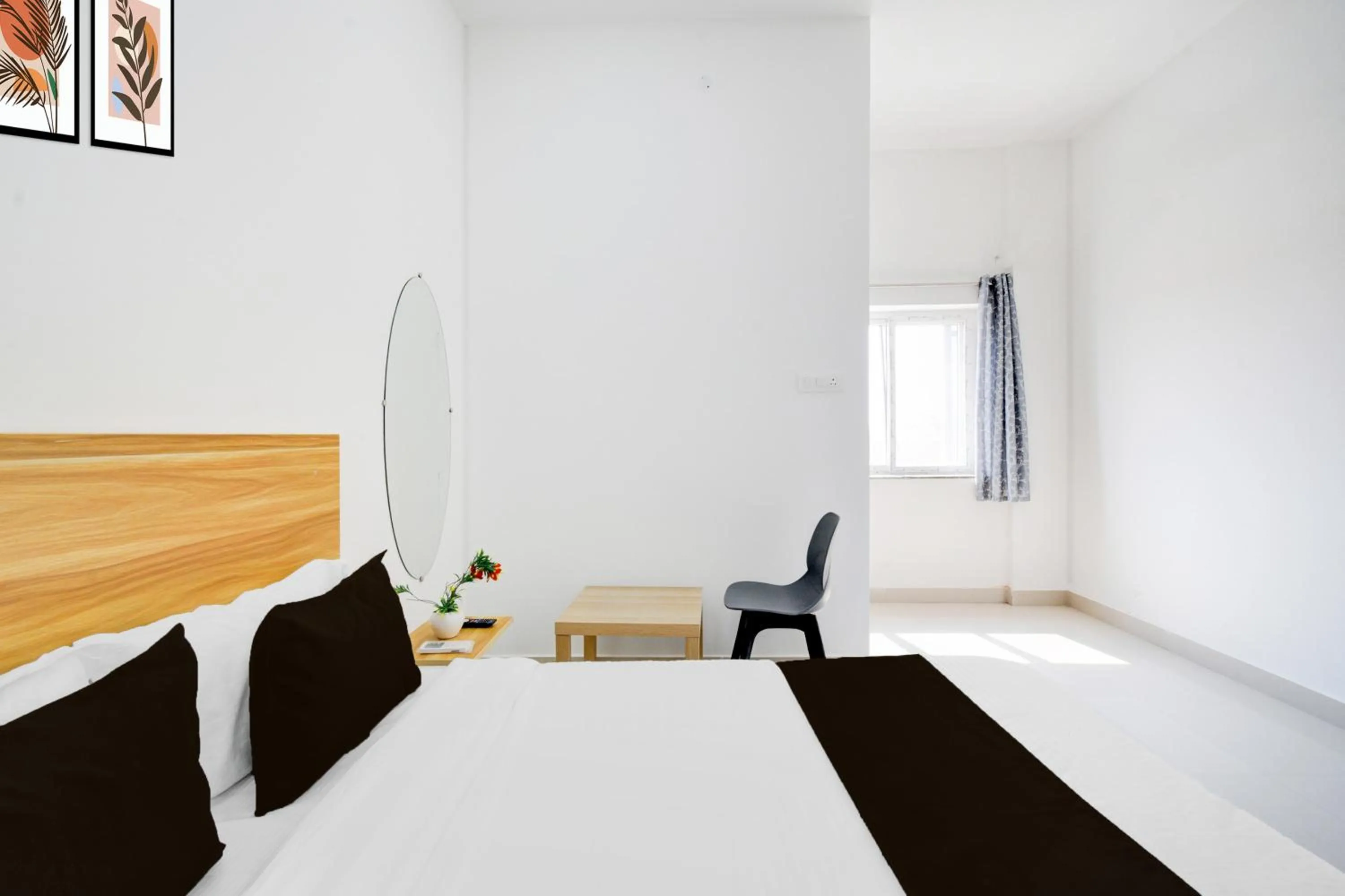 Bedroom, Bed in Hotel O Nayati Grand
