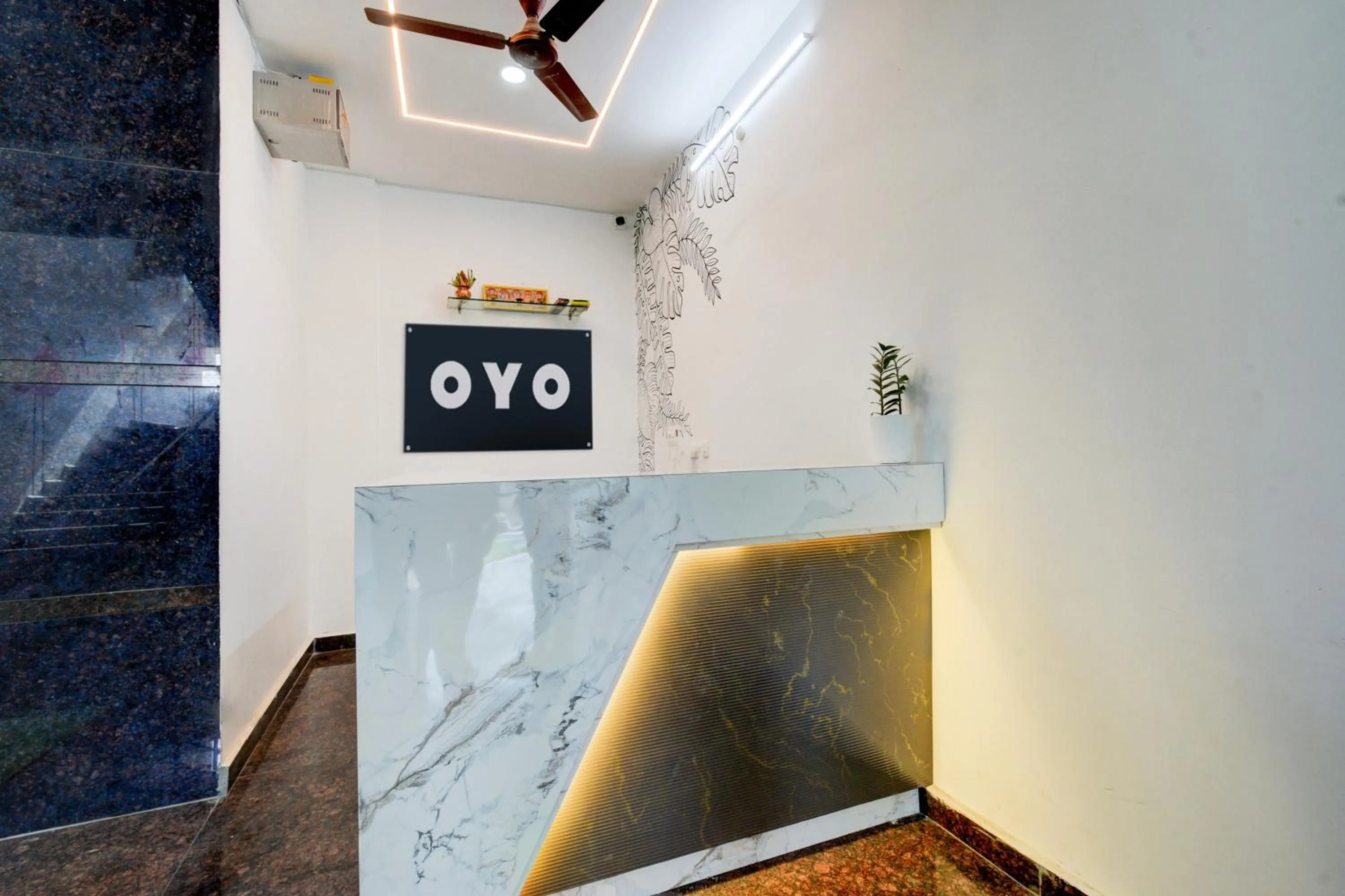 Lobby or reception in Hotel O Nayati Grand