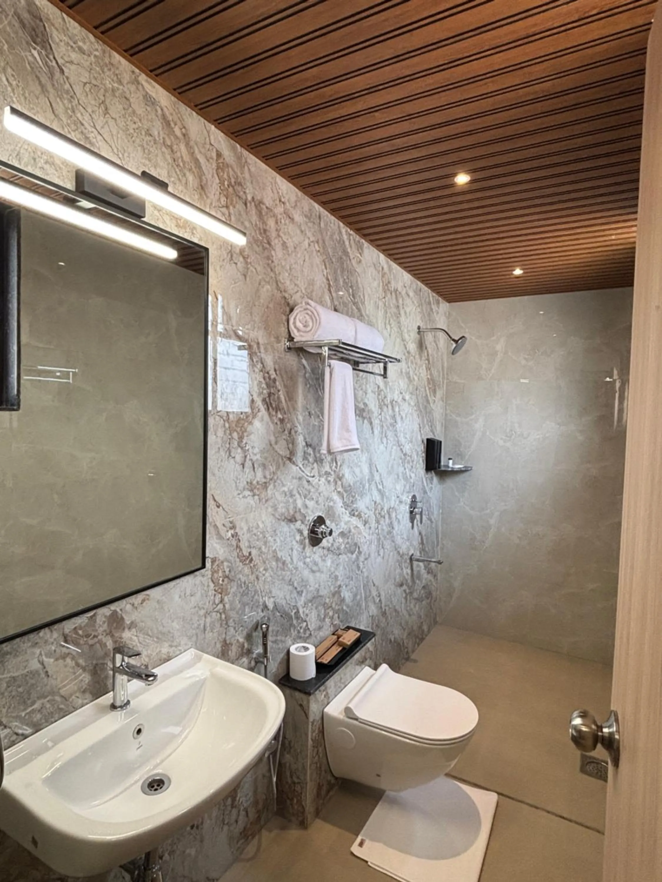 Mastiff Hotel Hinjawadi Pune