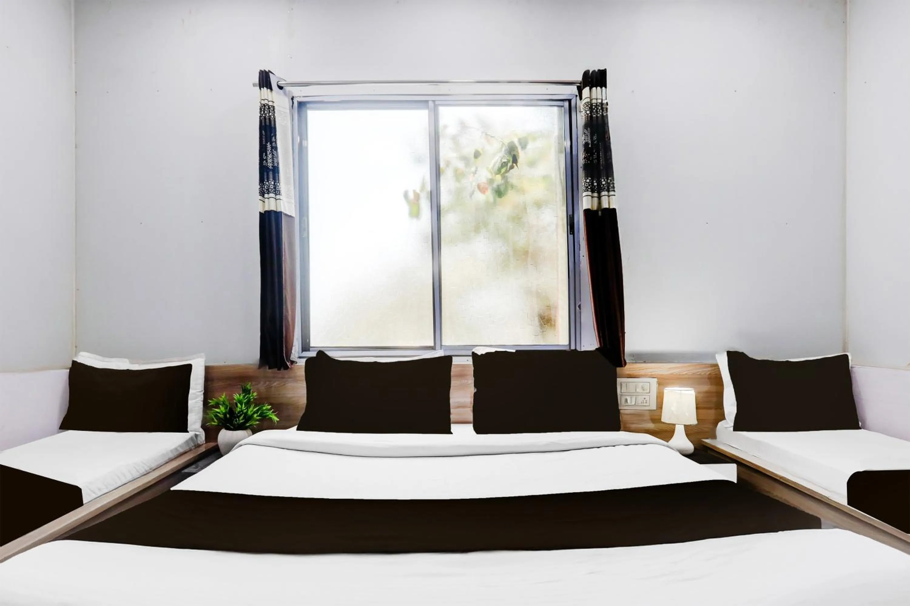 Bedroom in Hotel O Dwarka Formerly Hotel Shree