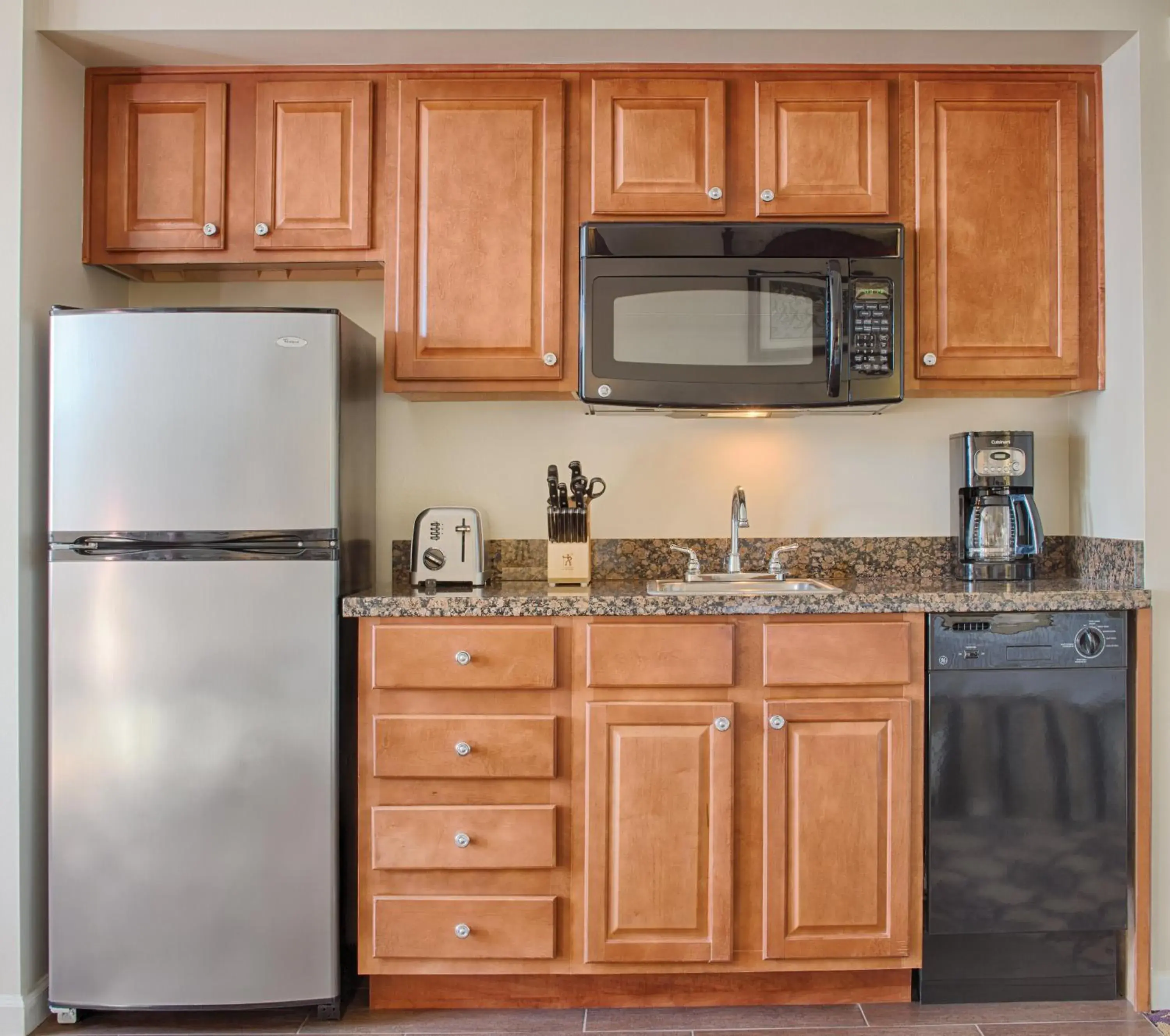 Kitchen or kitchenette, Kitchen/Kitchenette in Club Wyndham La Belle Maison