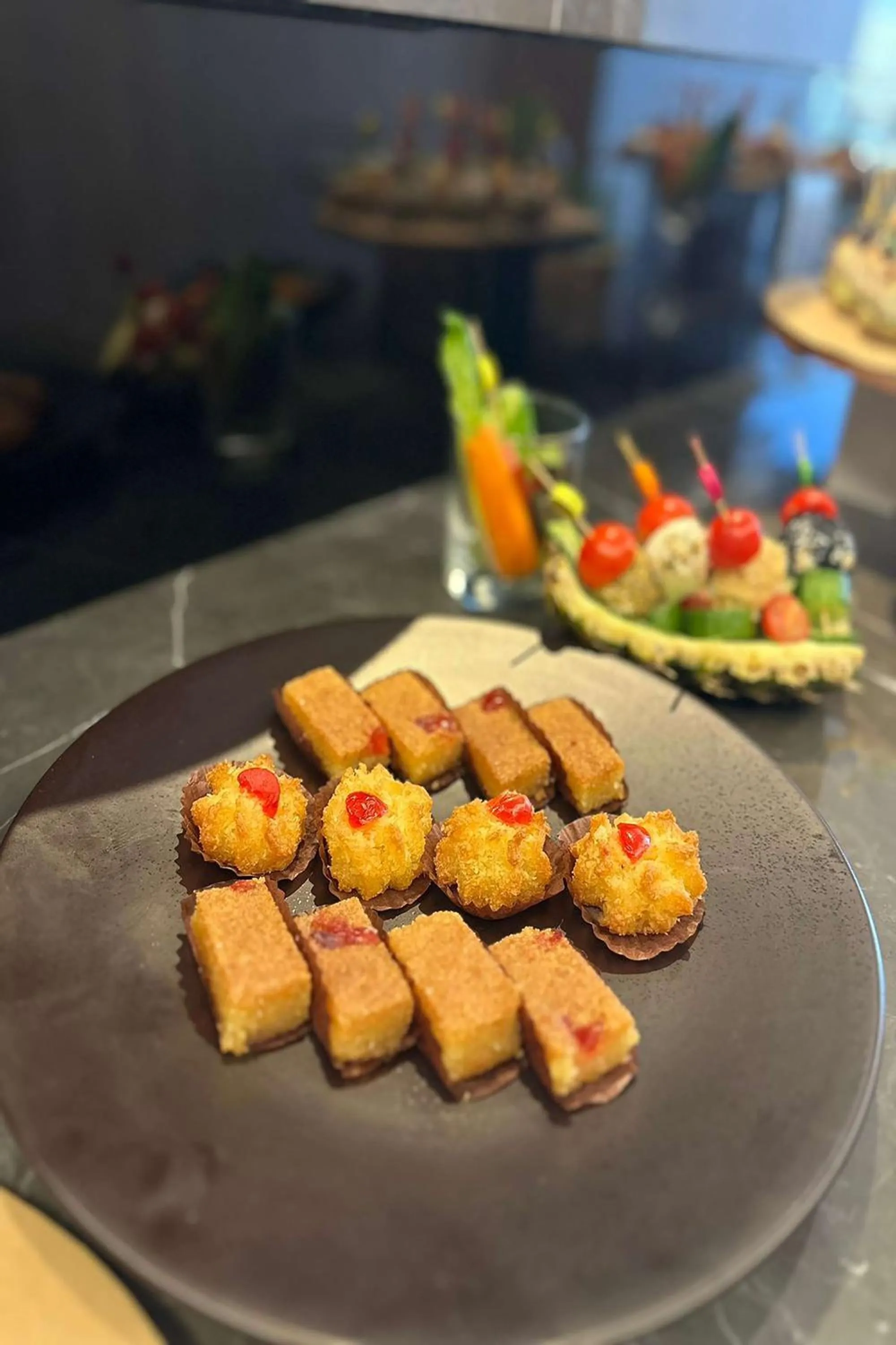 Food and drinks in Radisson Blu Hotel, Riyadh Al Sahafa