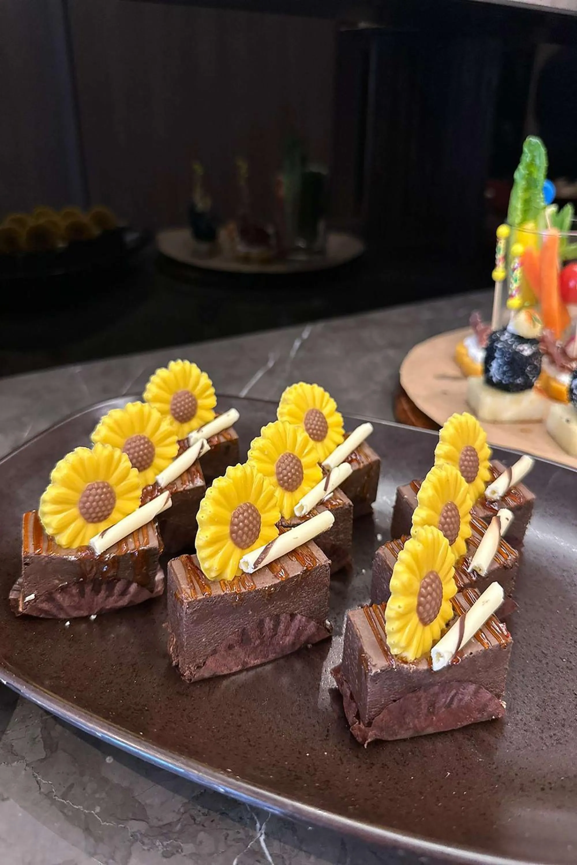 Food and drinks in Radisson Blu Hotel, Riyadh Al Sahafa