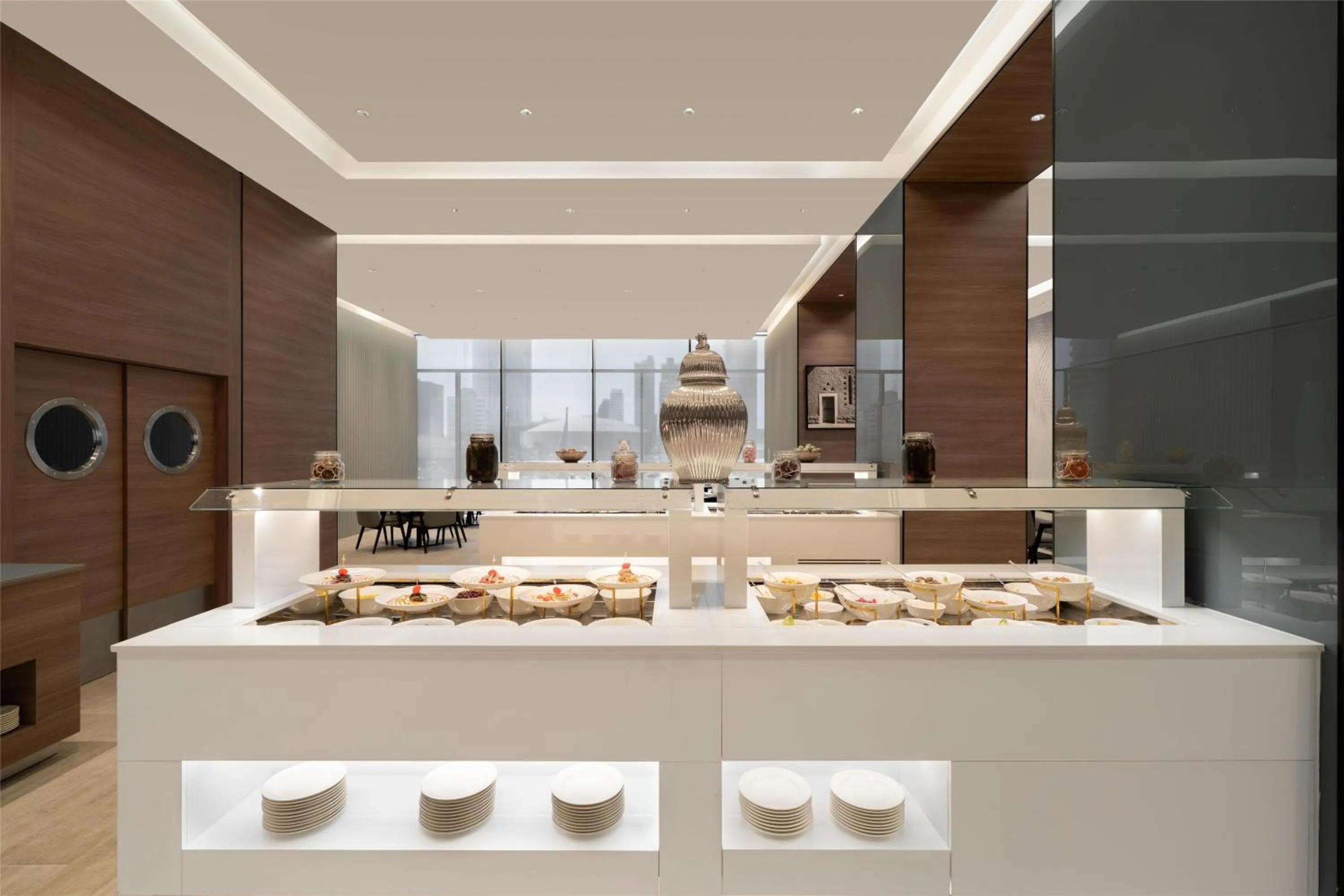 Restaurant/places to eat in Radisson Blu Hotel, Riyadh Al Sahafa