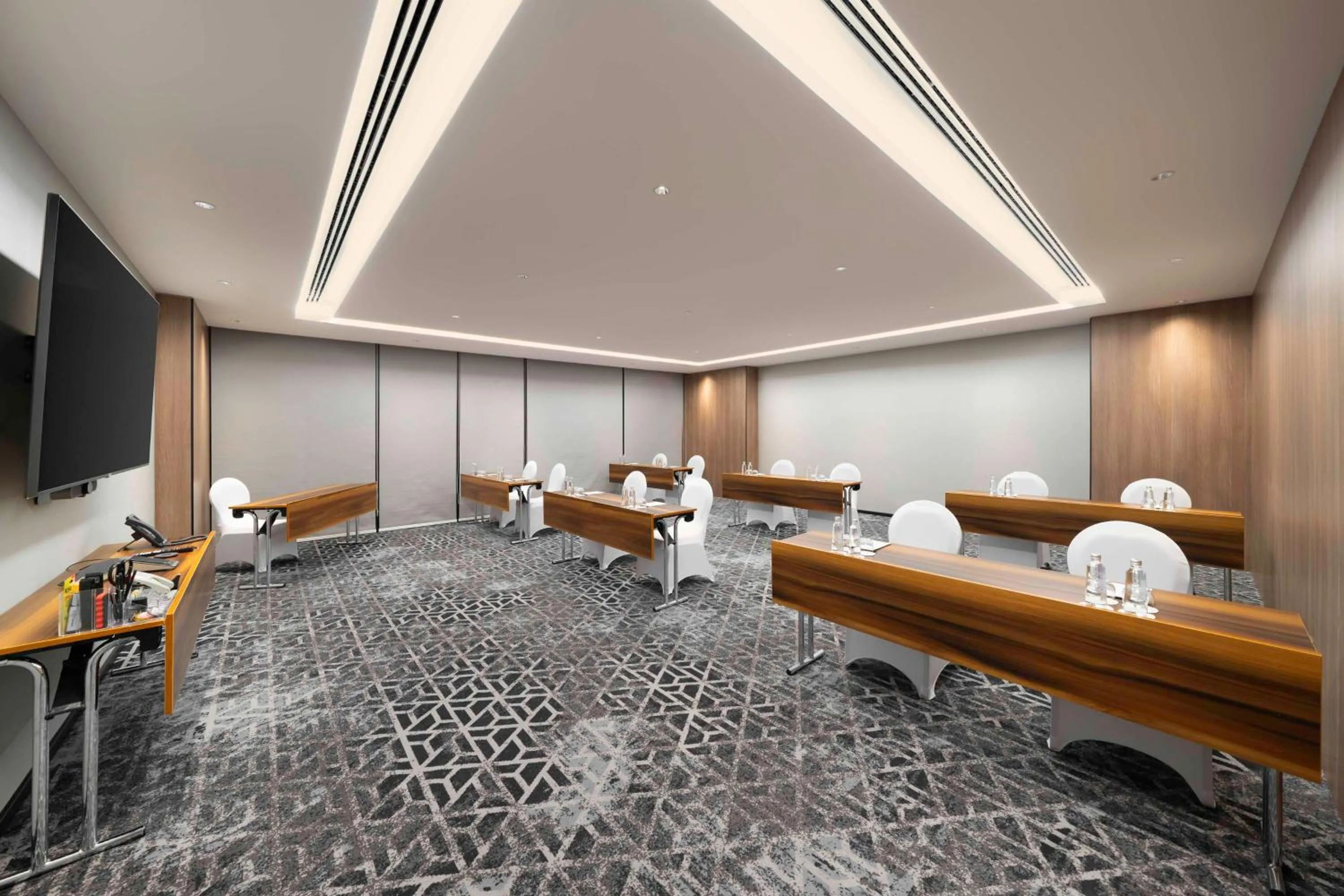 Meeting/conference room in Radisson Blu Hotel, Riyadh Al Sahafa