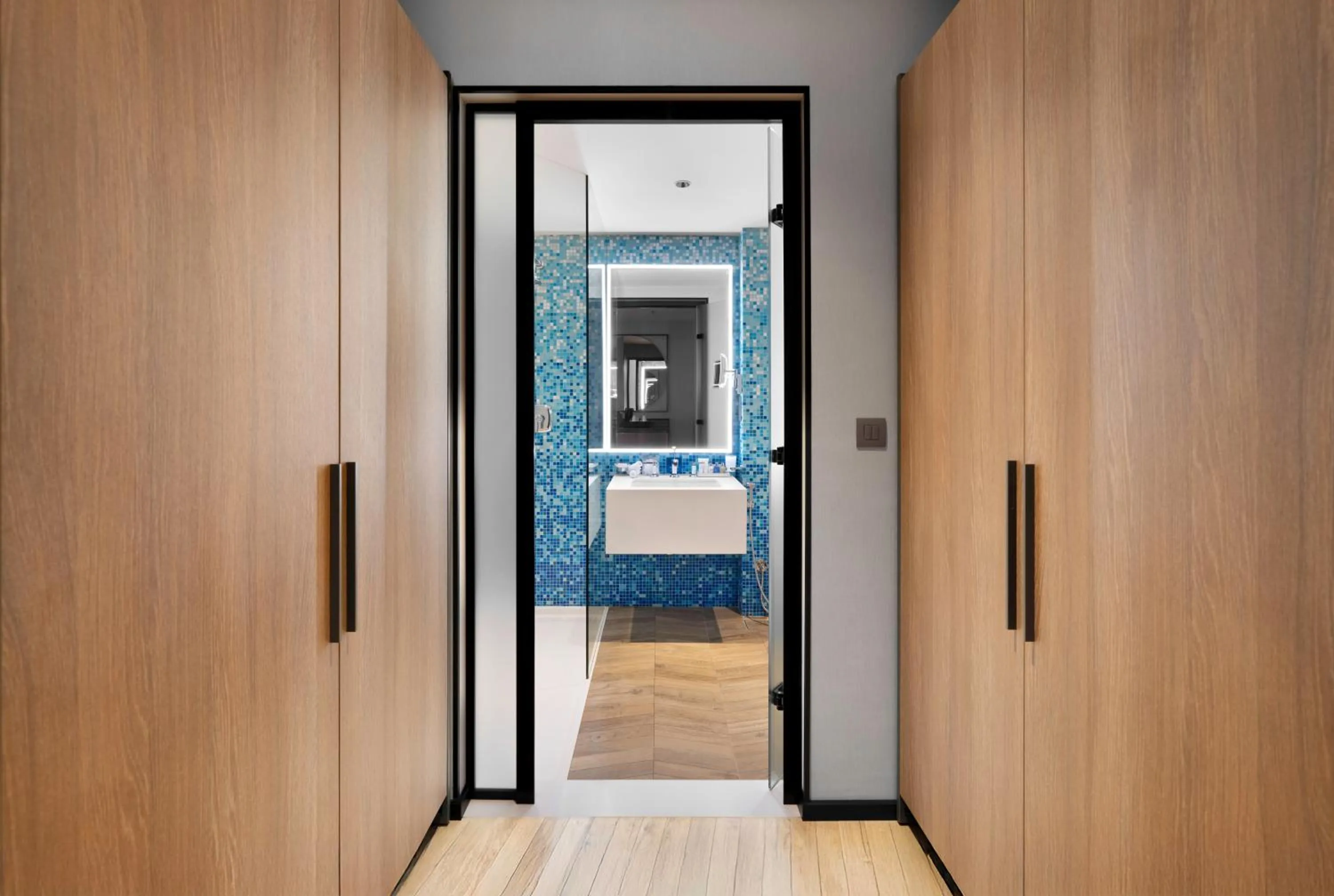 Bathroom in Radisson Blu Hotel, Riyadh Al Sahafa