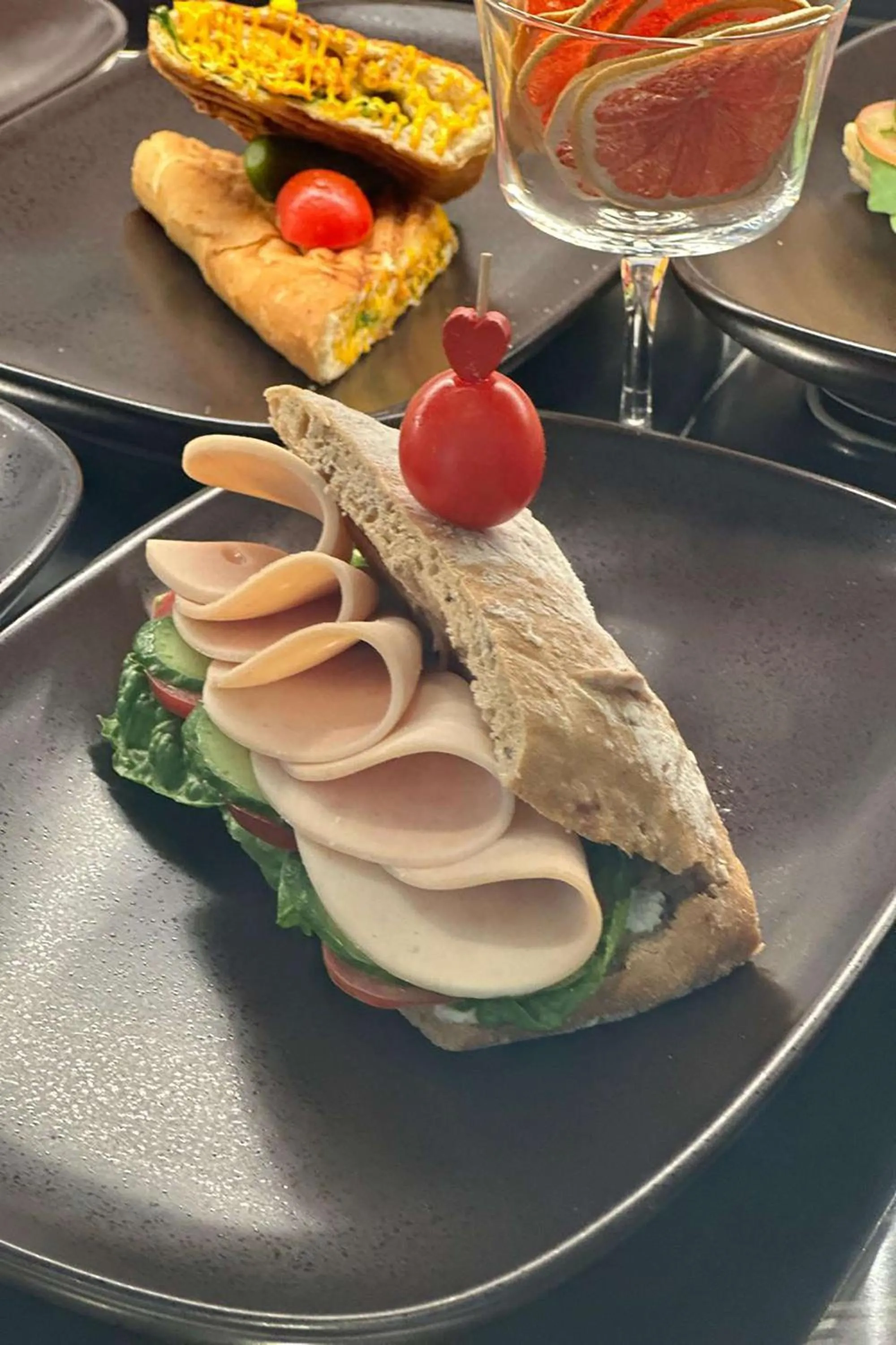 Food and drinks in Radisson Blu Hotel, Riyadh Al Sahafa