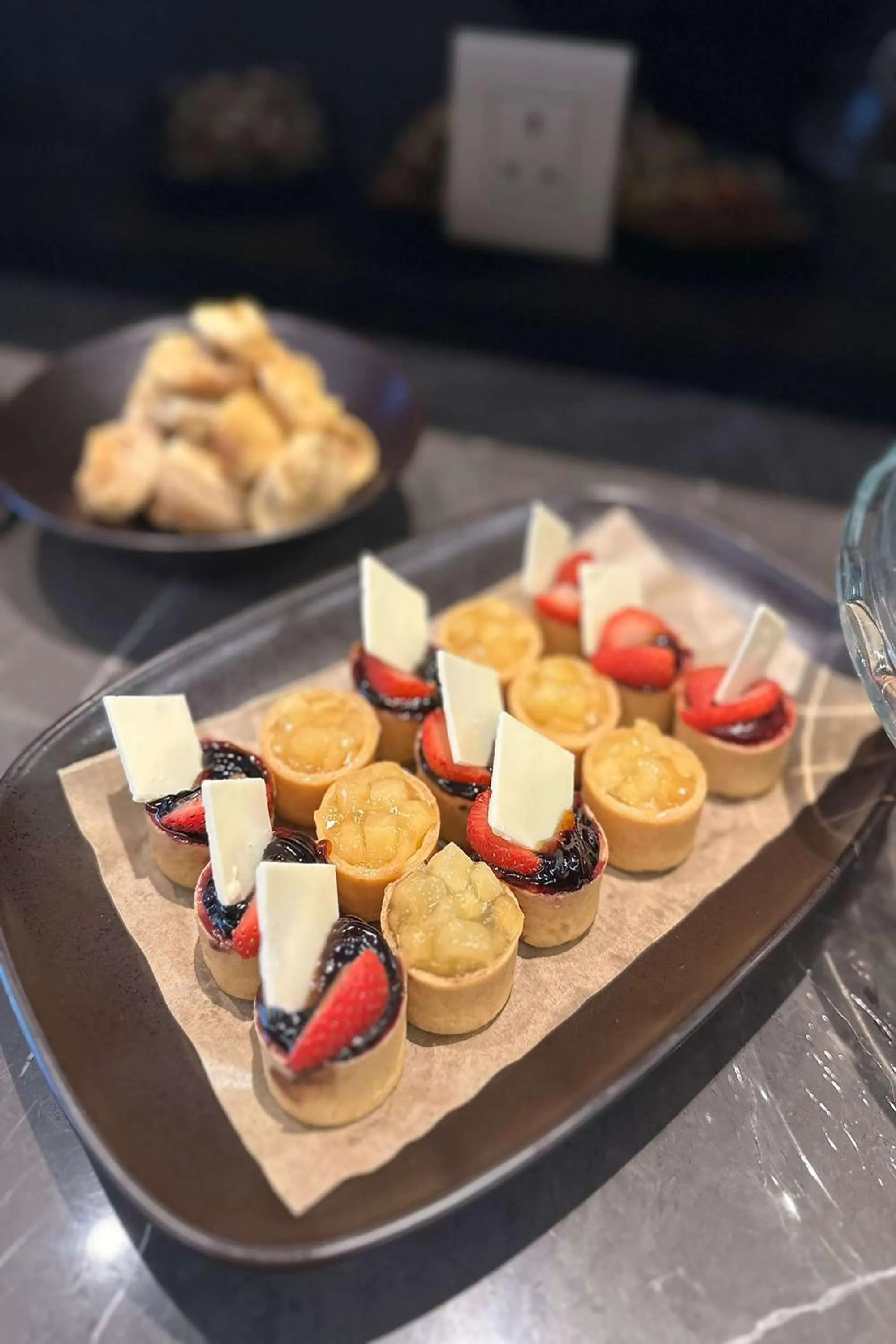 Food and drinks in Radisson Blu Hotel, Riyadh Al Sahafa