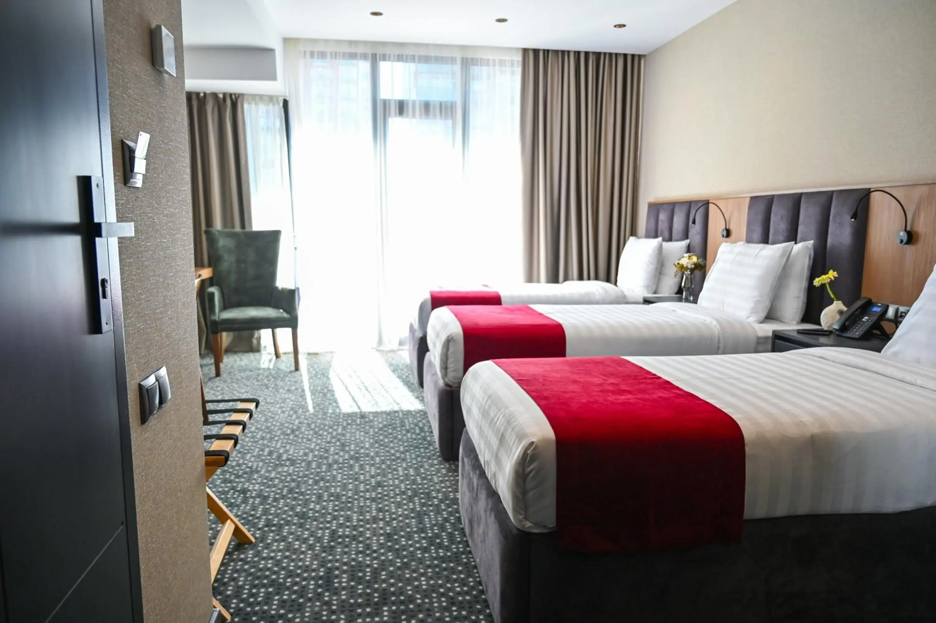 Bedroom, Bed in Landmark Hotel Bedroom, Bed in Landmark Hotel