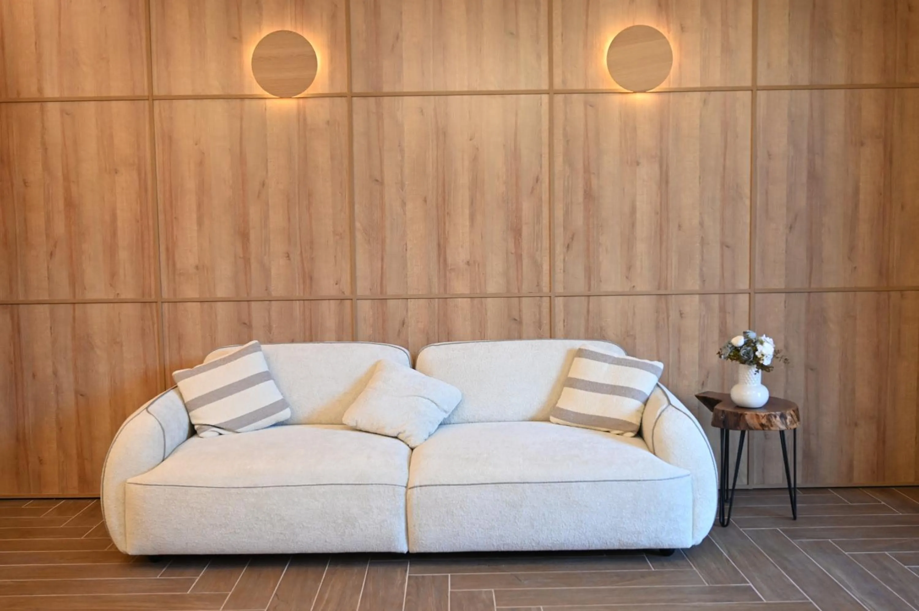 Lobby or reception in Landmark Hotel