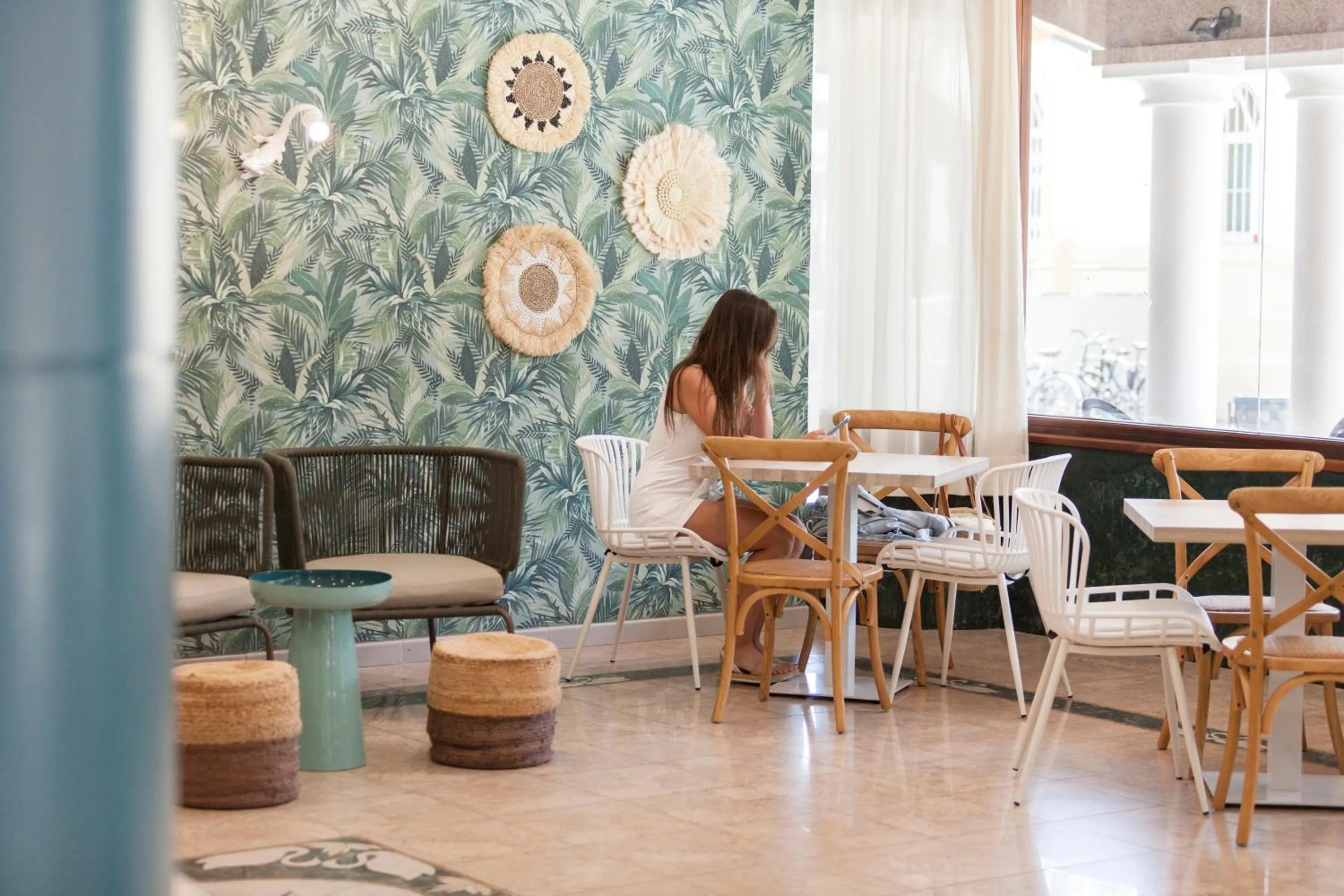 Lounge or bar in Ibersol Sorra d'Or