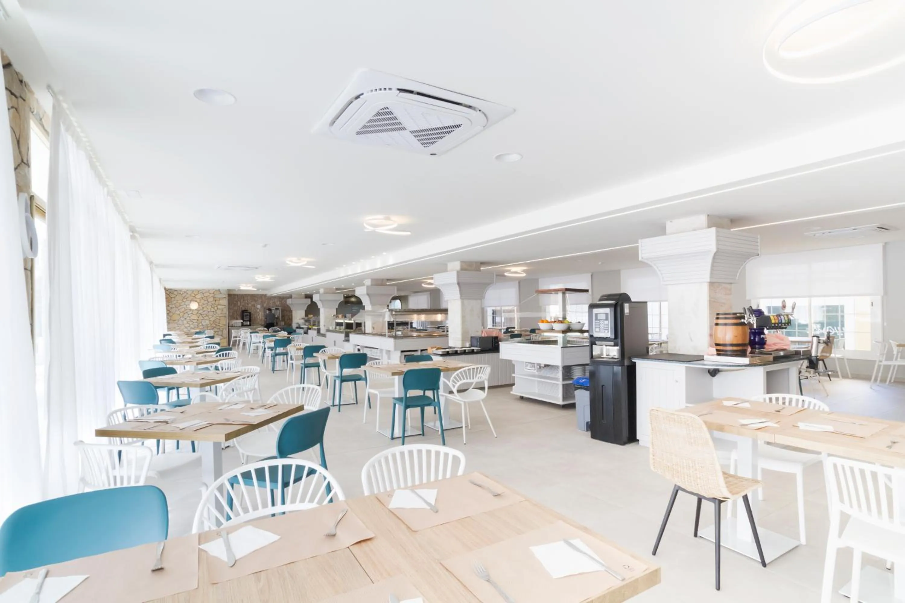 Restaurant/places to eat in Ibersol Sorra d'Or