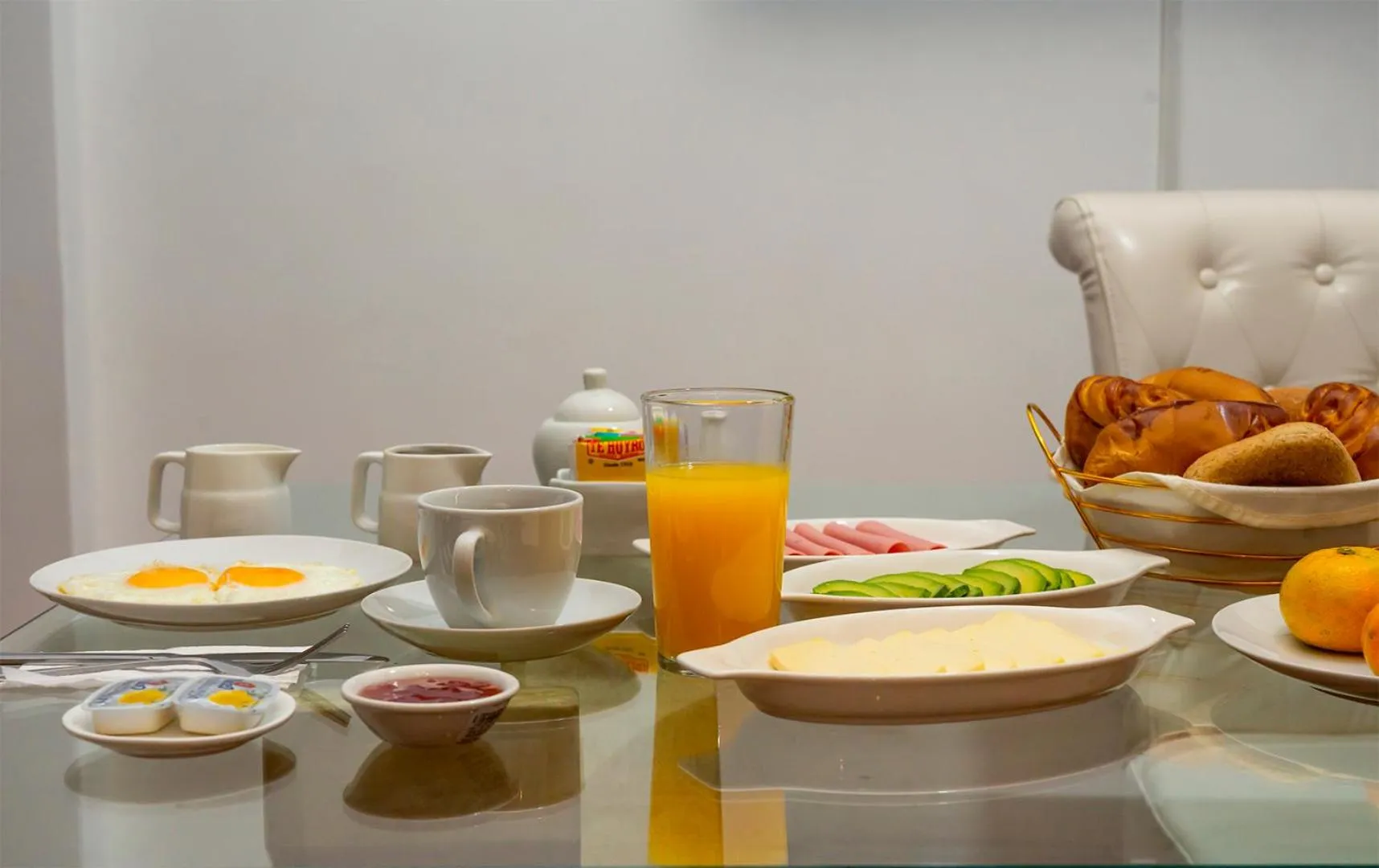 TV and multimedia in RHOUSE Cusco