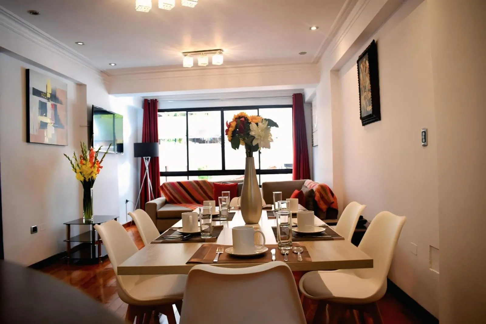 Kitchen or kitchenette in RHOUSE Cusco