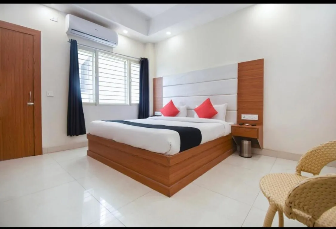 Hotel yours pacific