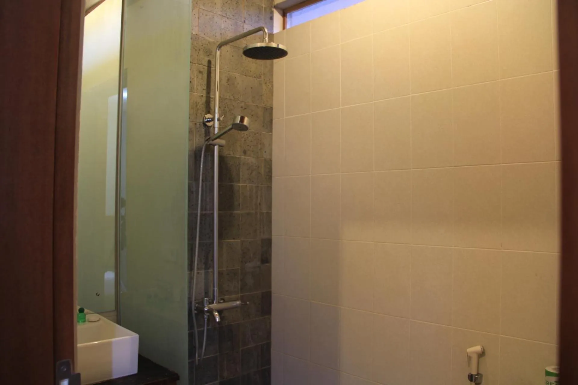 Shower in Semarandana Bedrooms and Pool