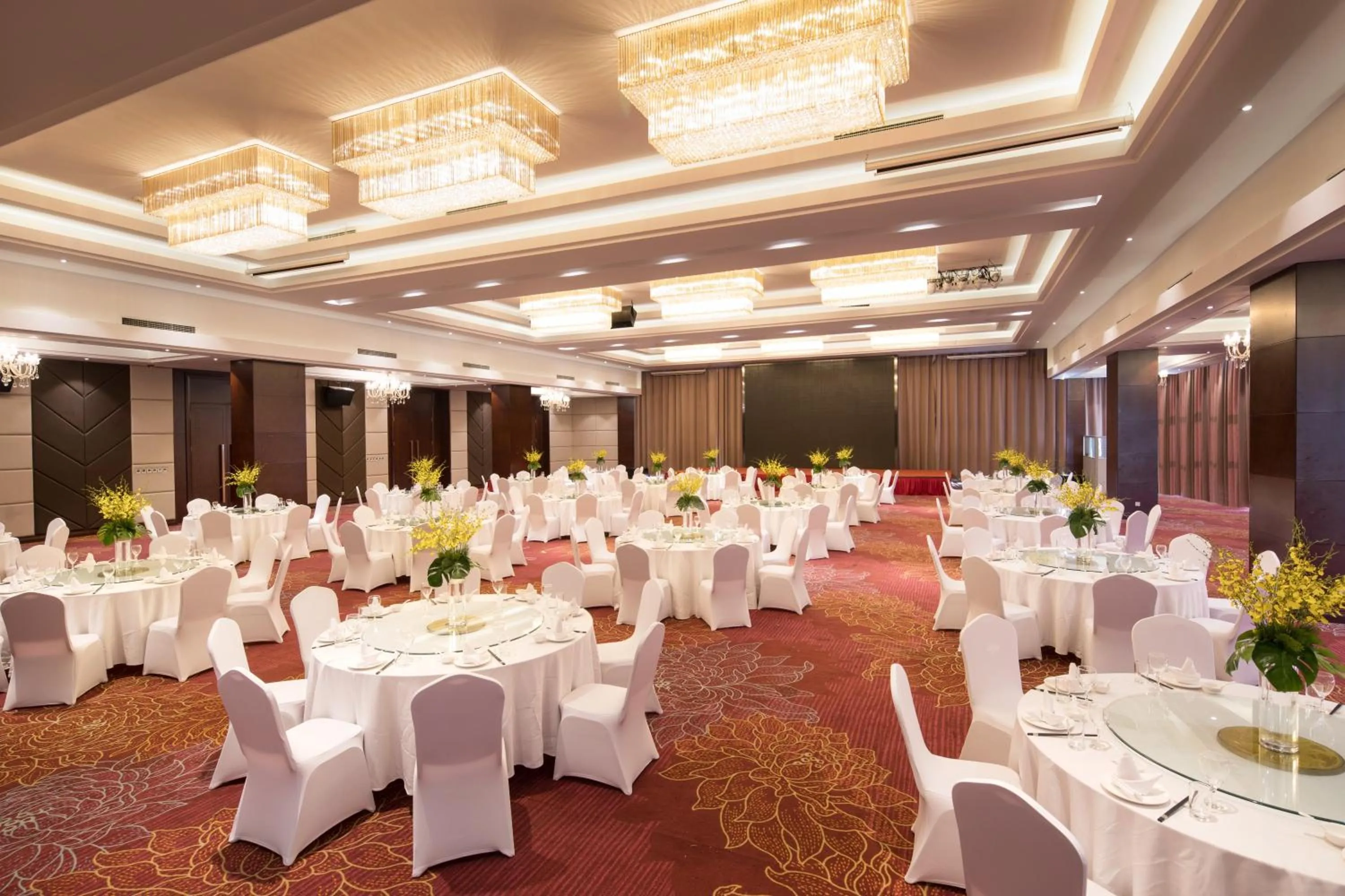 Meeting/conference room in Holiday Inn Beijing Airport Zone by IHG