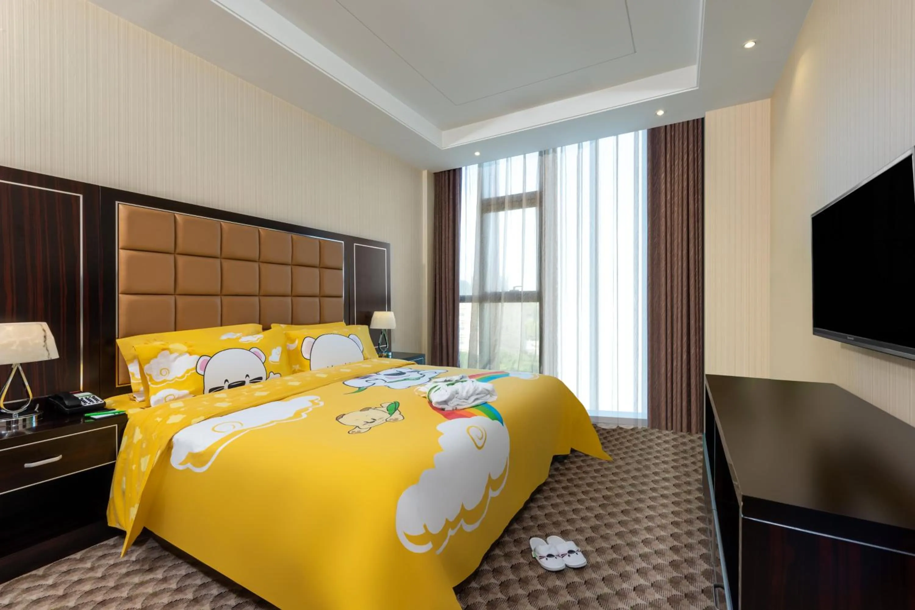 Photo of the whole room, Bed in Holiday Inn Beijing Airport Zone by IHG