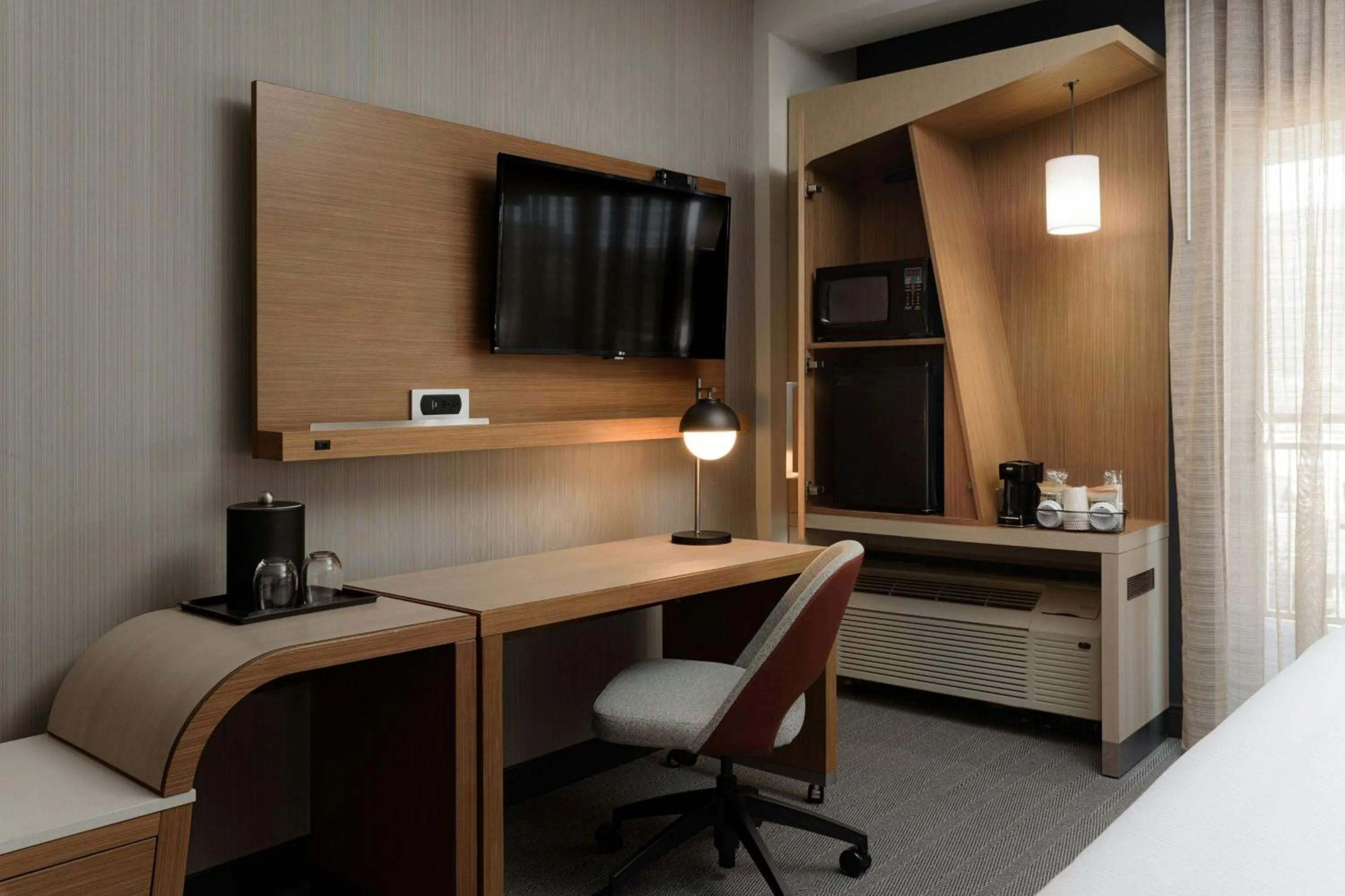 Photo of the whole room in Courtyard by Marriott Gatlinburg Downtown