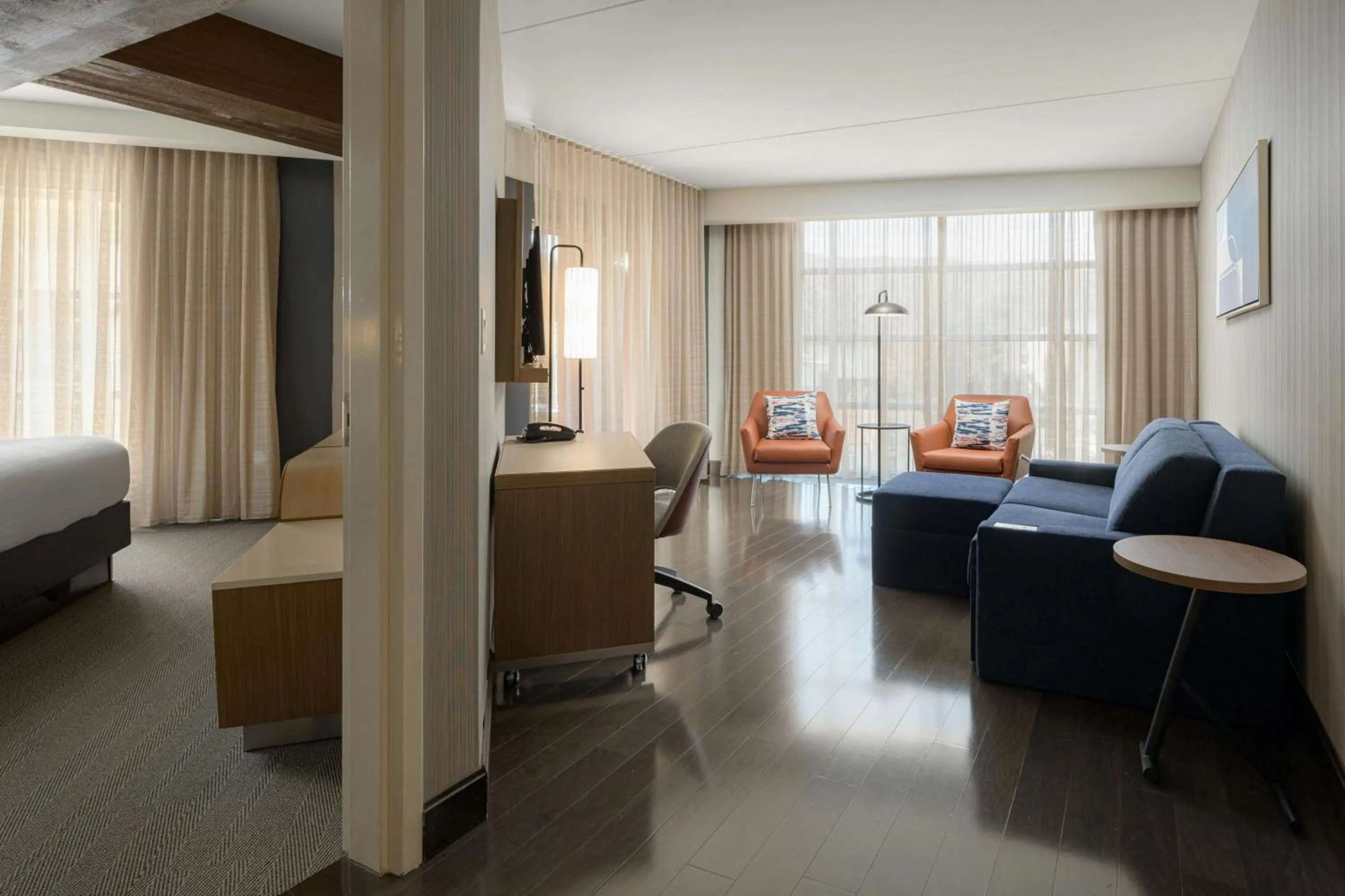 Bedroom, Bed in Courtyard by Marriott Gatlinburg Downtown